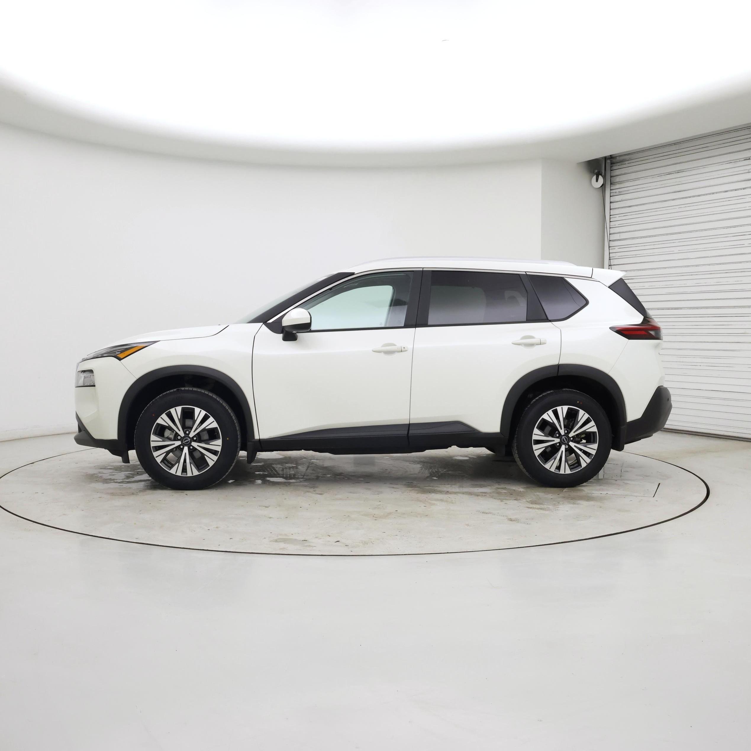 Thumbnail: 2023 Nissan Rogue - 3