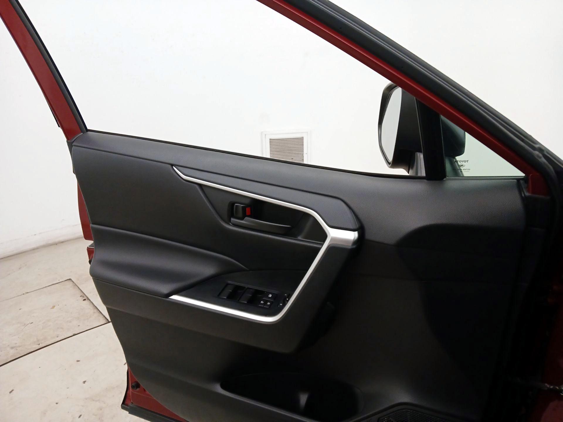 Thumbnail: 2024 Toyota RAV4 - 12