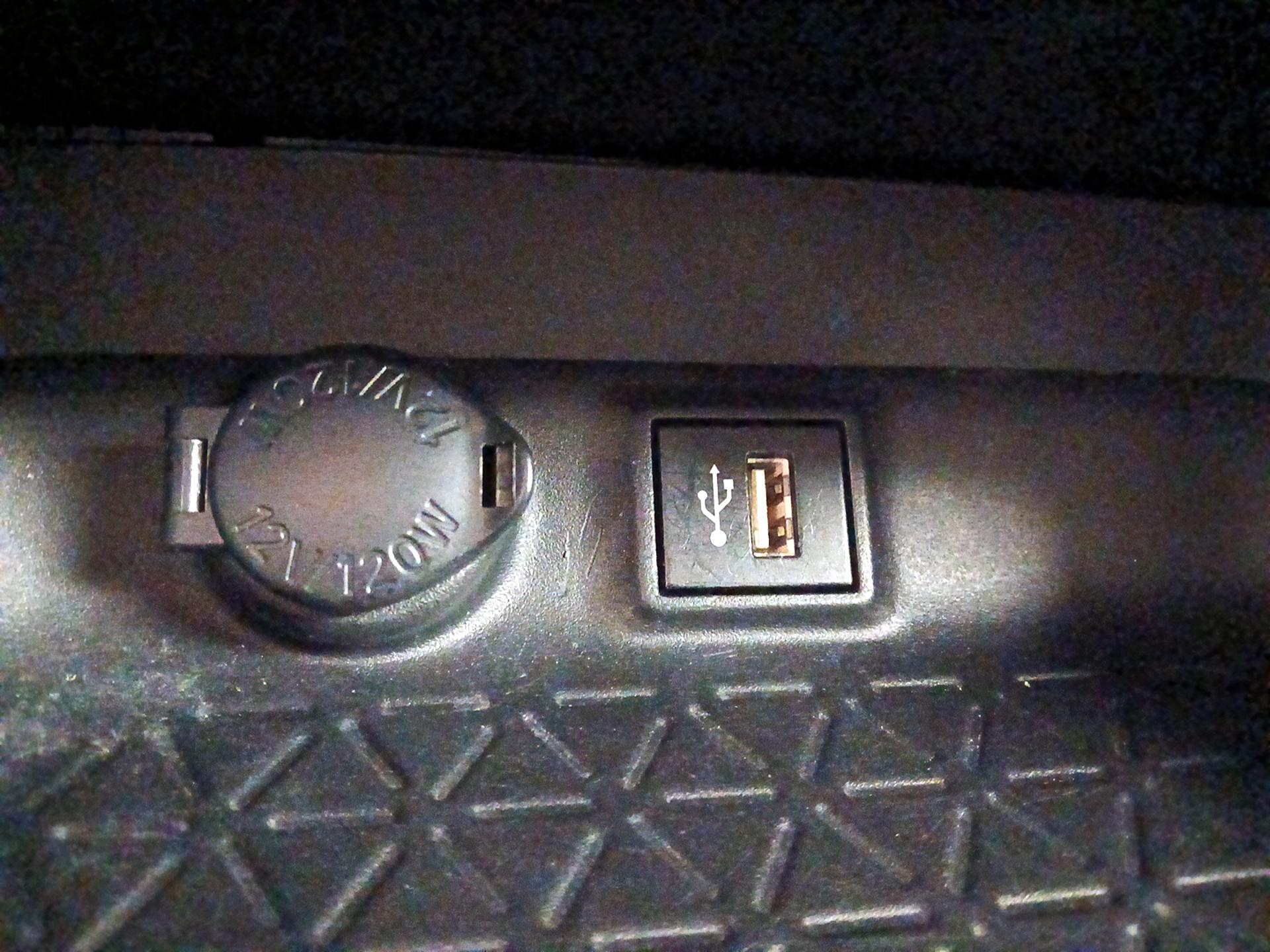 Thumbnail: 2024 Toyota RAV4 - 18