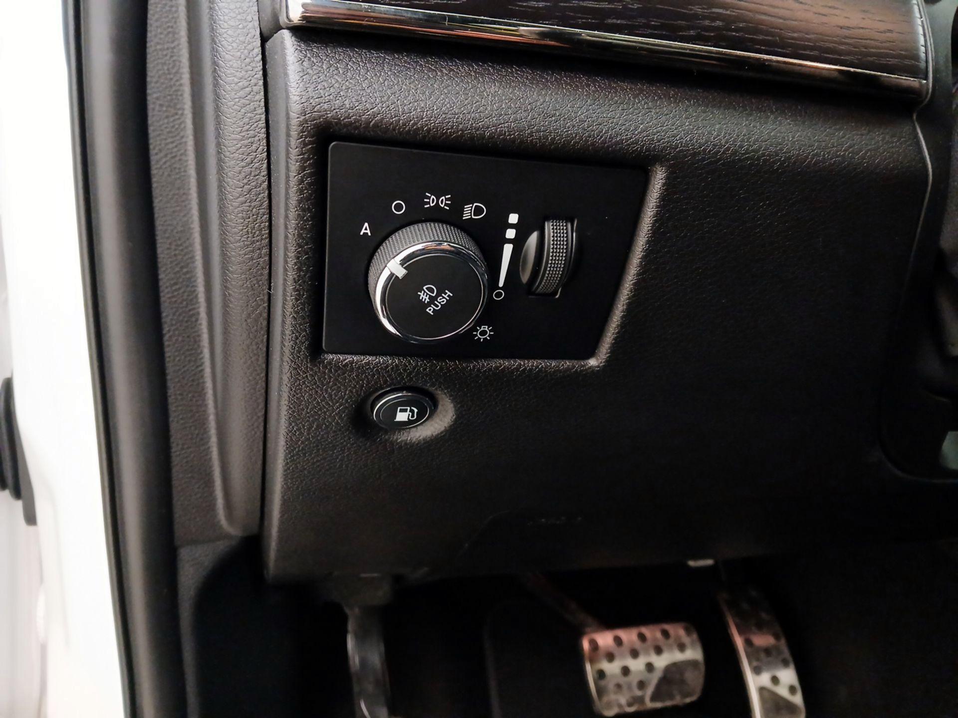 Thumbnail: 2021 Jeep Grand Cherokee - 13