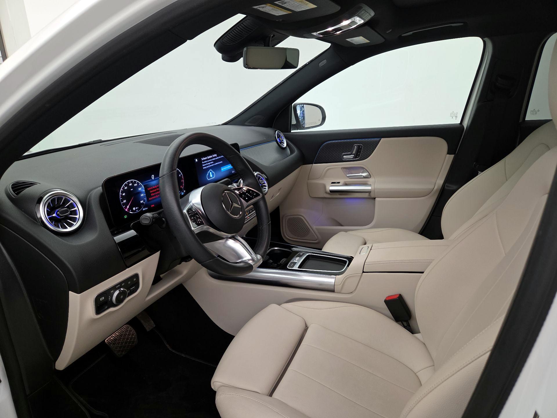 Thumbnail: 2025 Mercedes-Benz GLA - 9