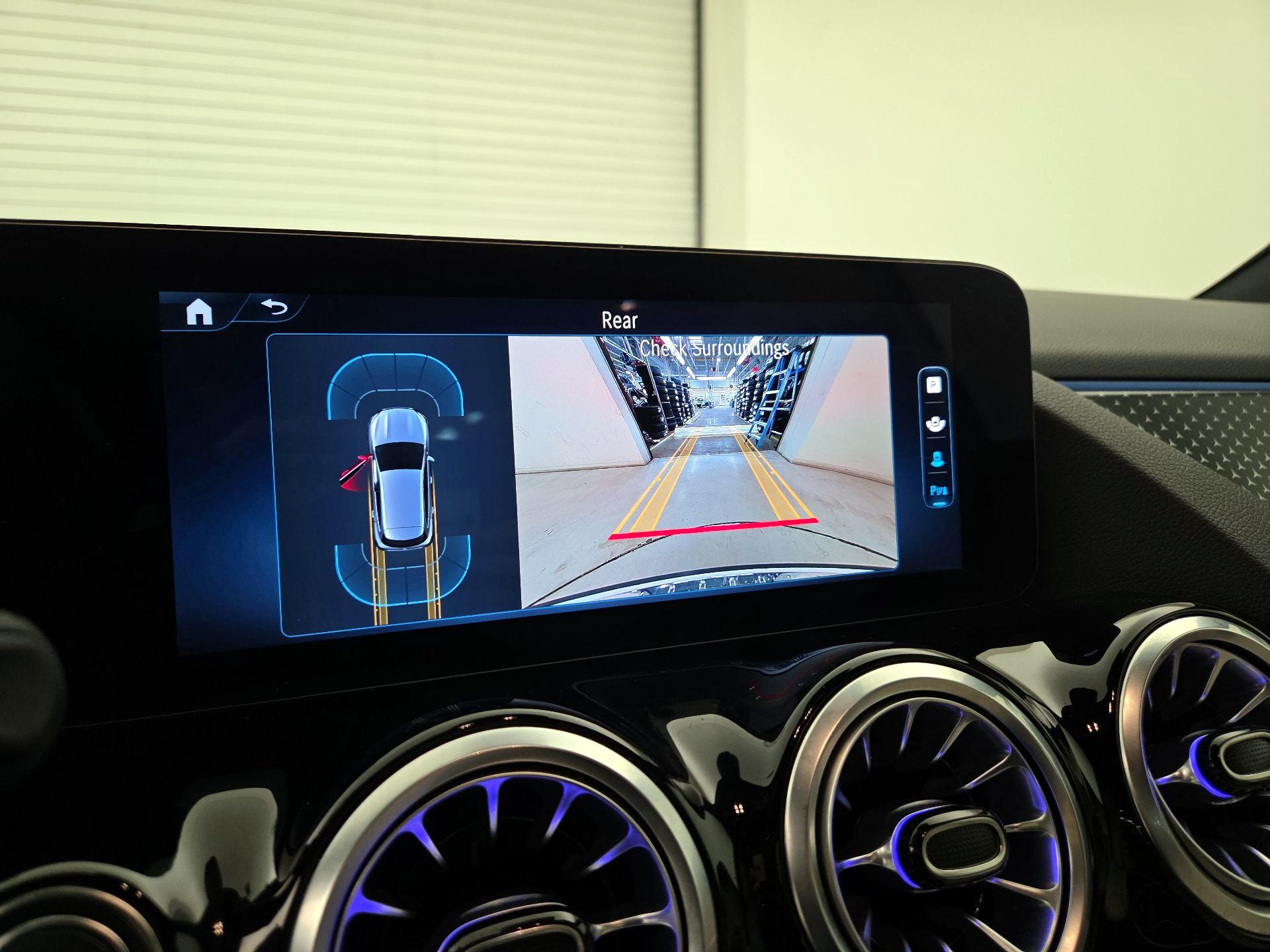 Thumbnail: 2025 Mercedes-Benz GLA - 11