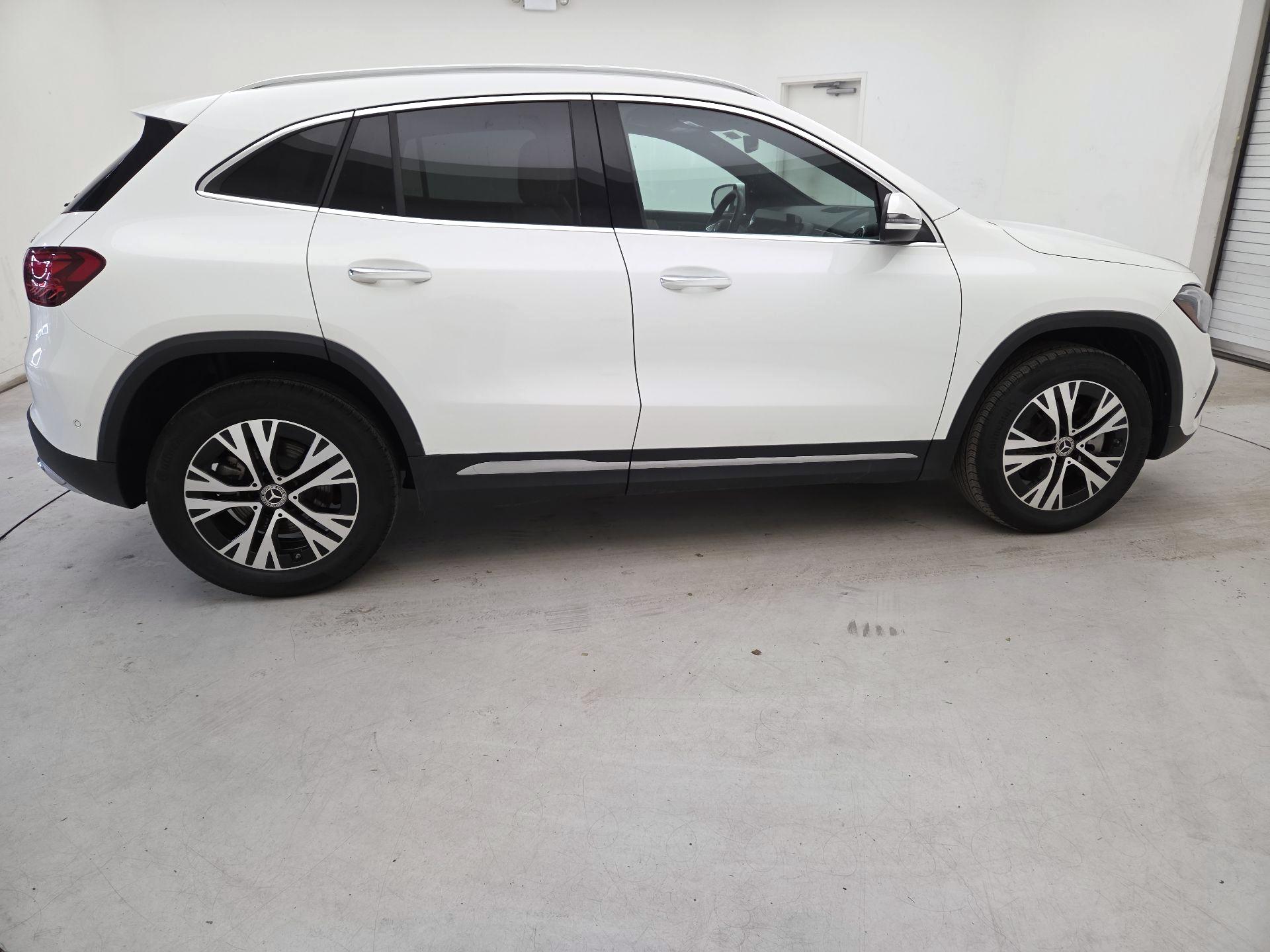 Thumbnail: 2025 Mercedes-Benz GLA - 4