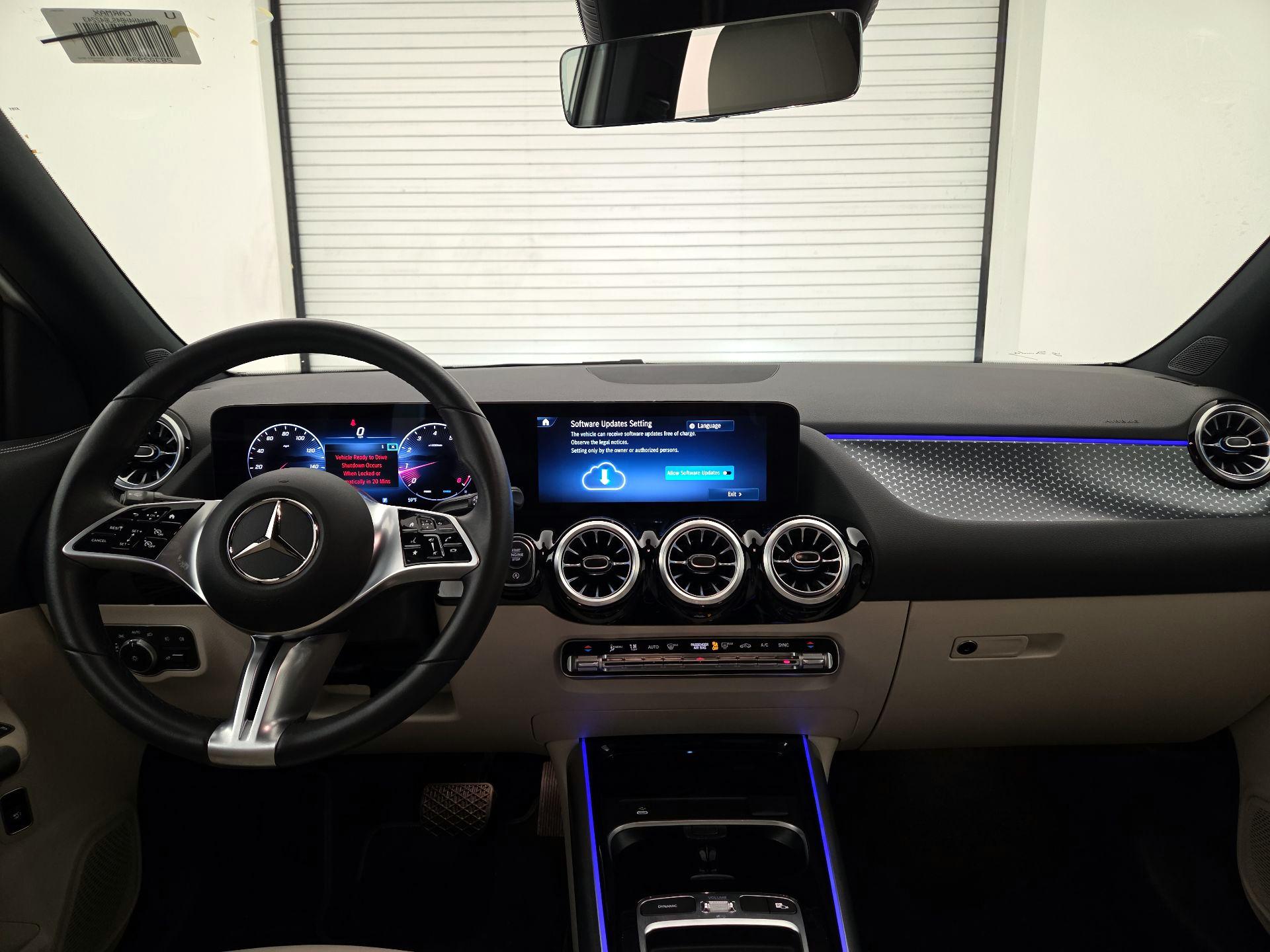 Thumbnail: 2025 Mercedes-Benz GLA - 8