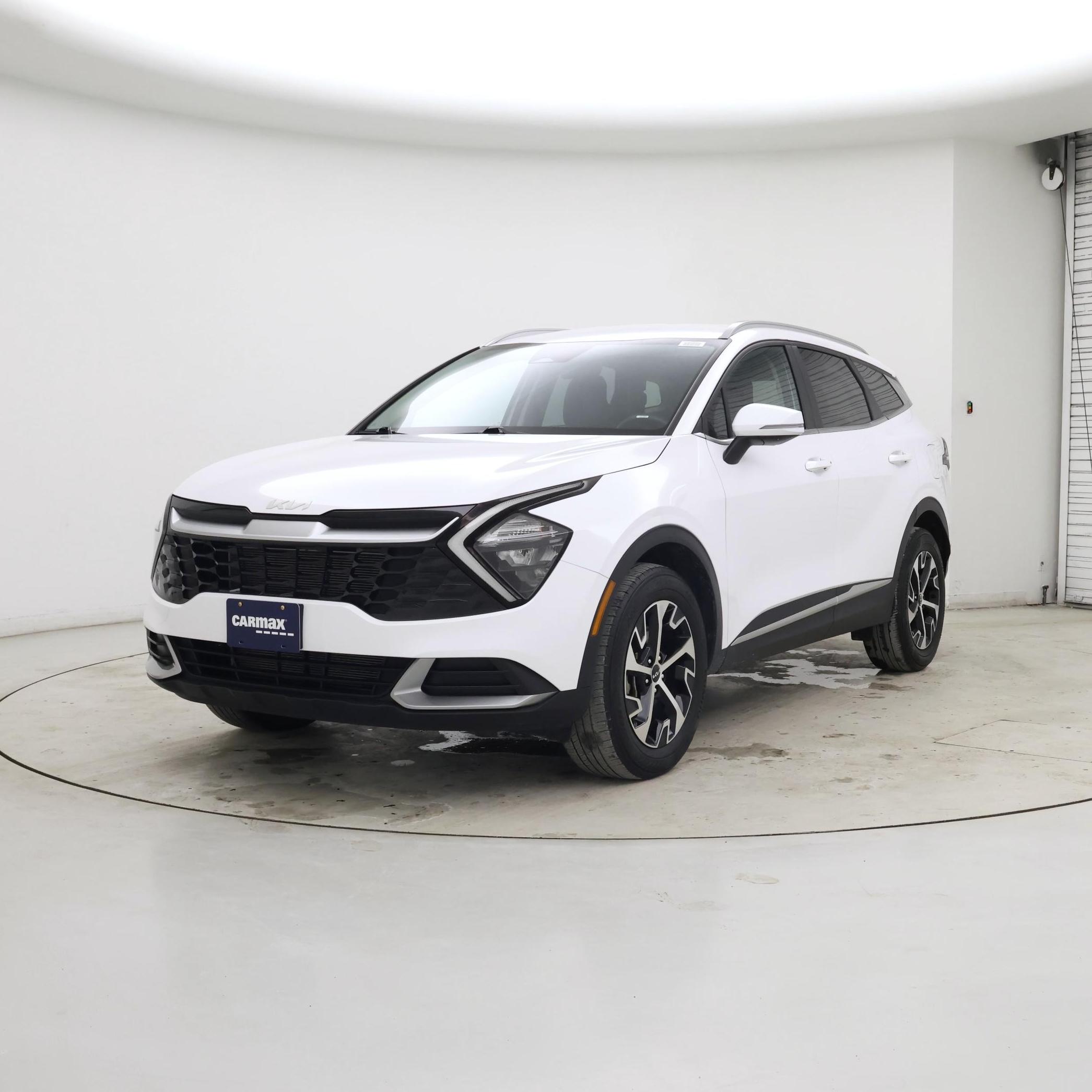 Thumbnail: 2023 Kia Sportage - 4