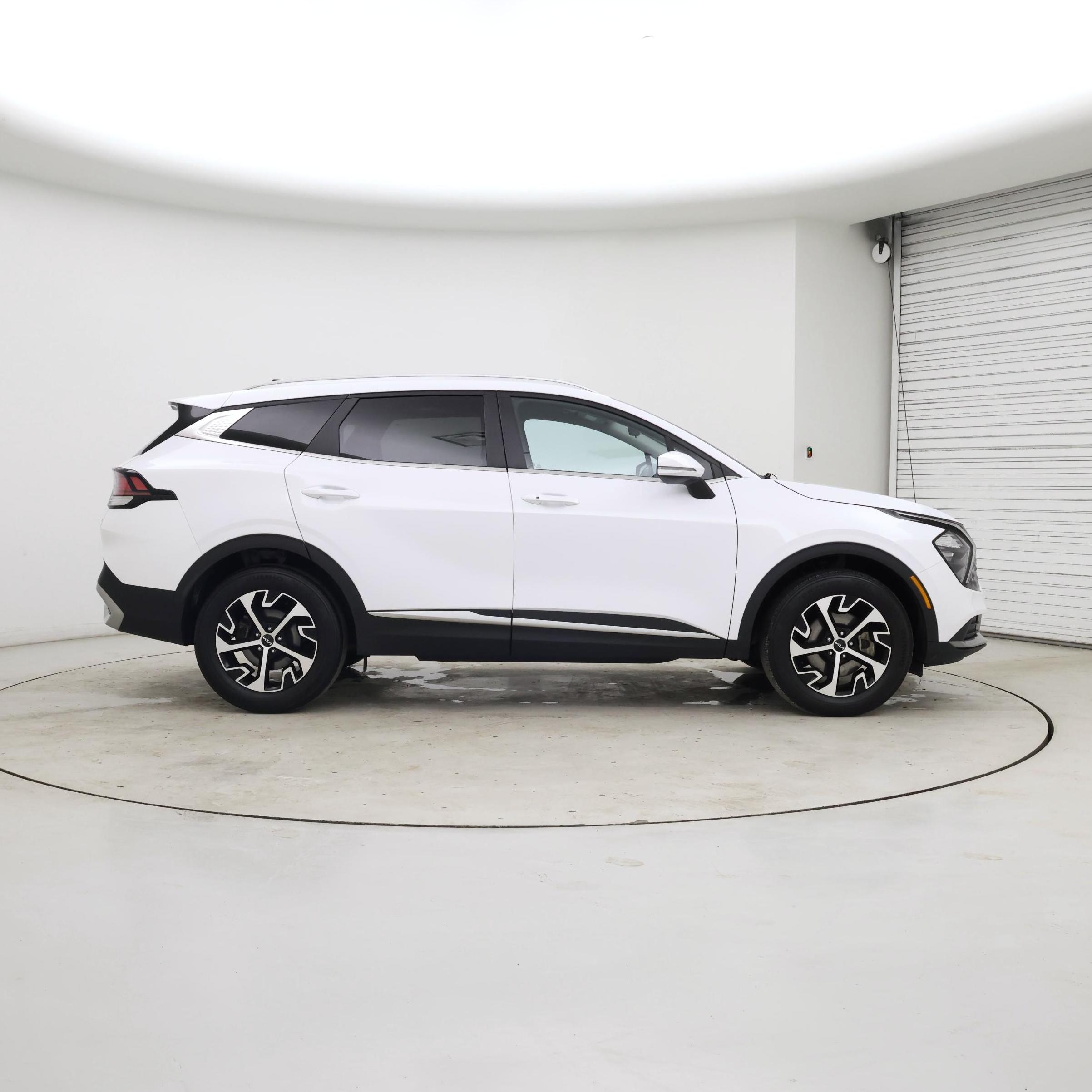 Thumbnail: 2023 Kia Sportage - 7