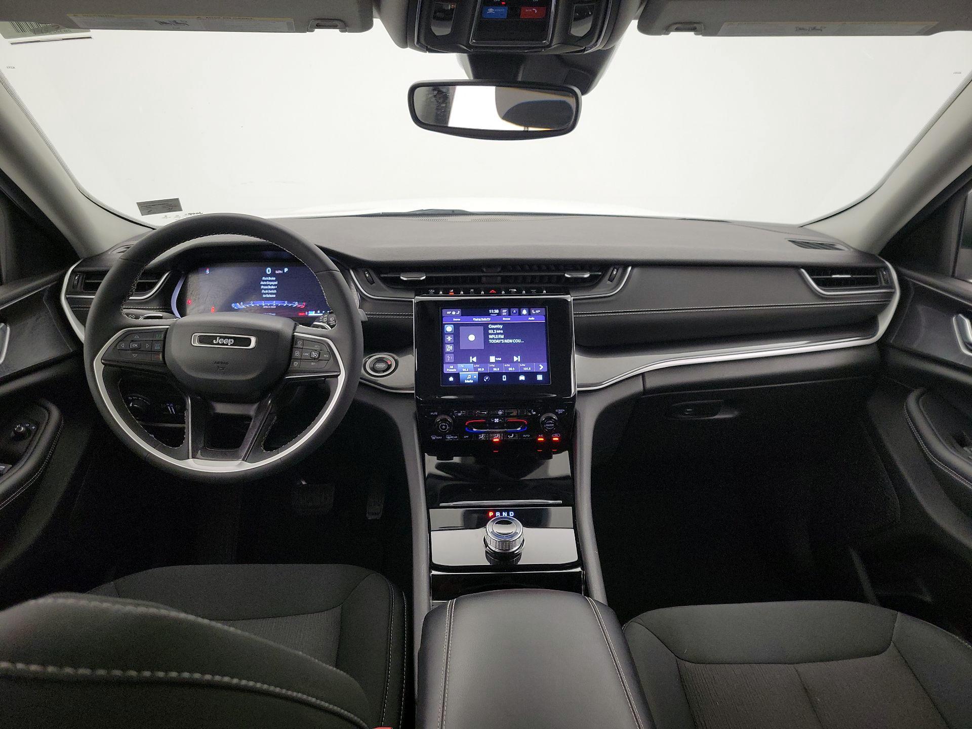 Thumbnail: 2023 Jeep Grand Cherokee - 9