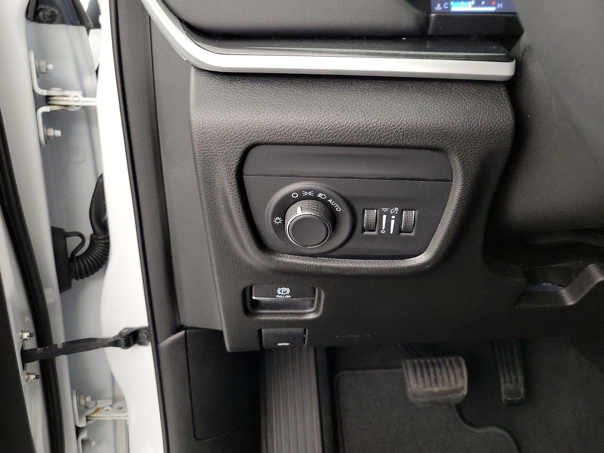 Thumbnail: 2023 Jeep Grand Cherokee - 13