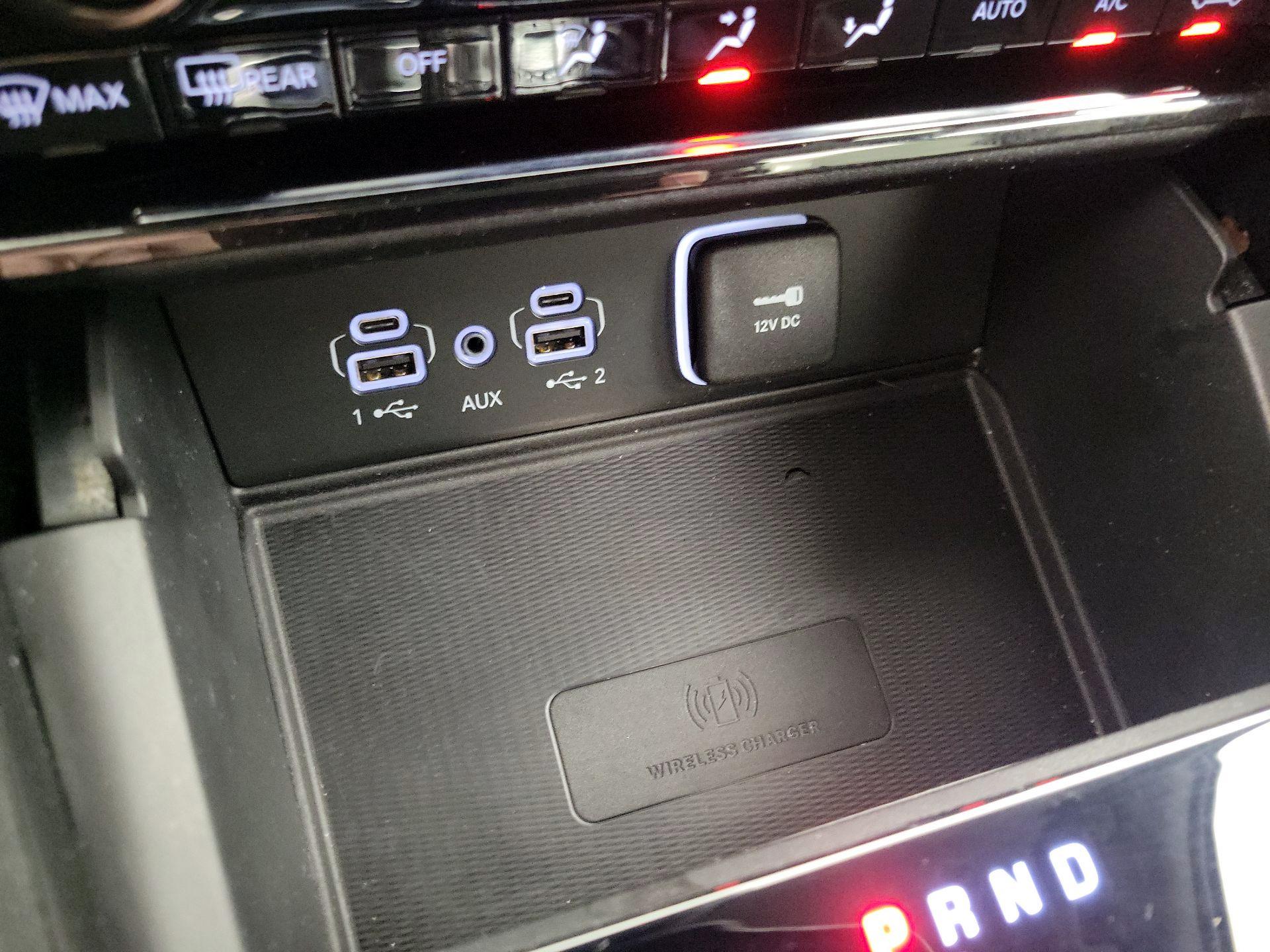 Thumbnail: 2023 Jeep Grand Cherokee - 18