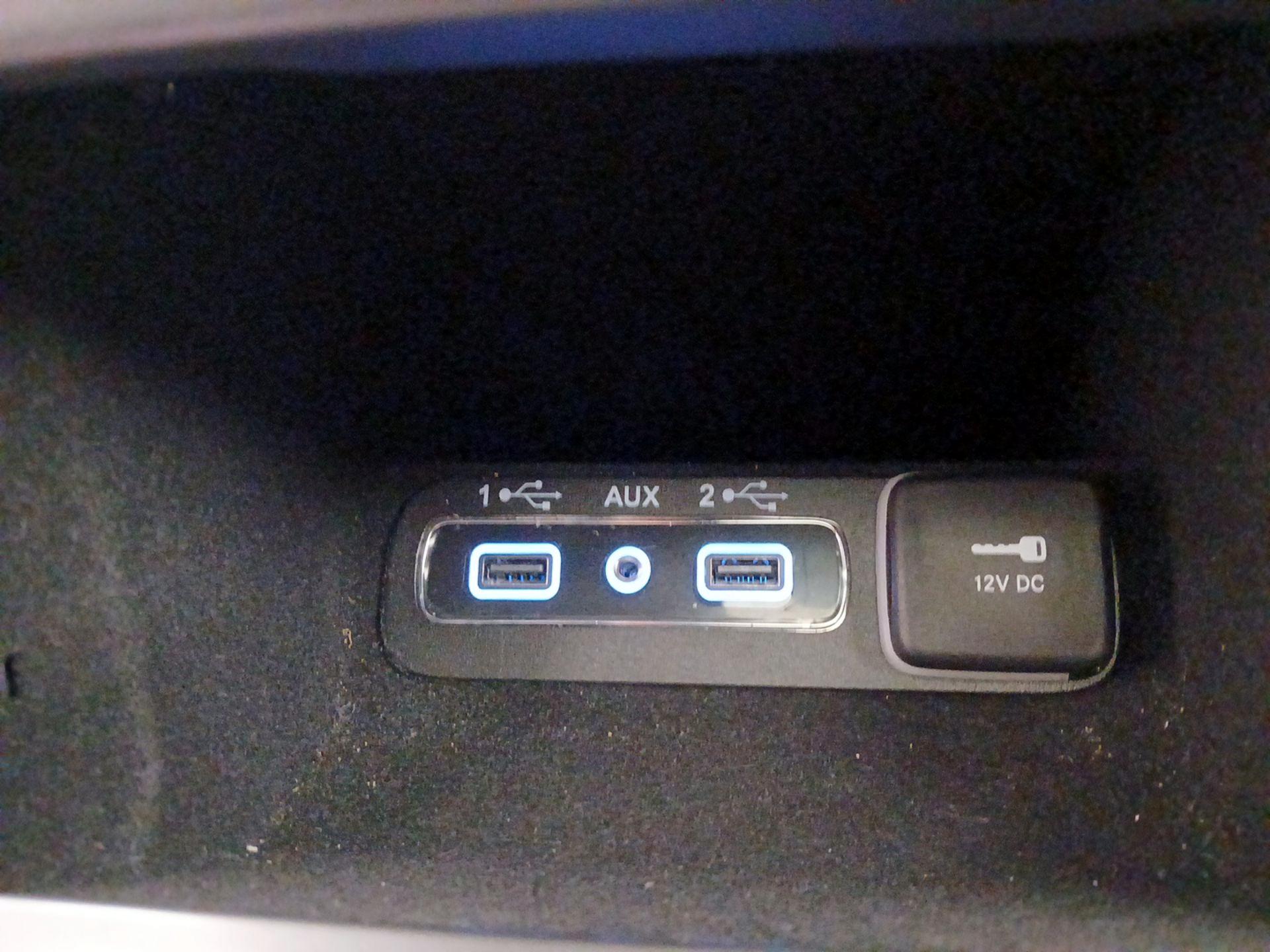 Thumbnail: 2020 Jeep Grand Cherokee - 19