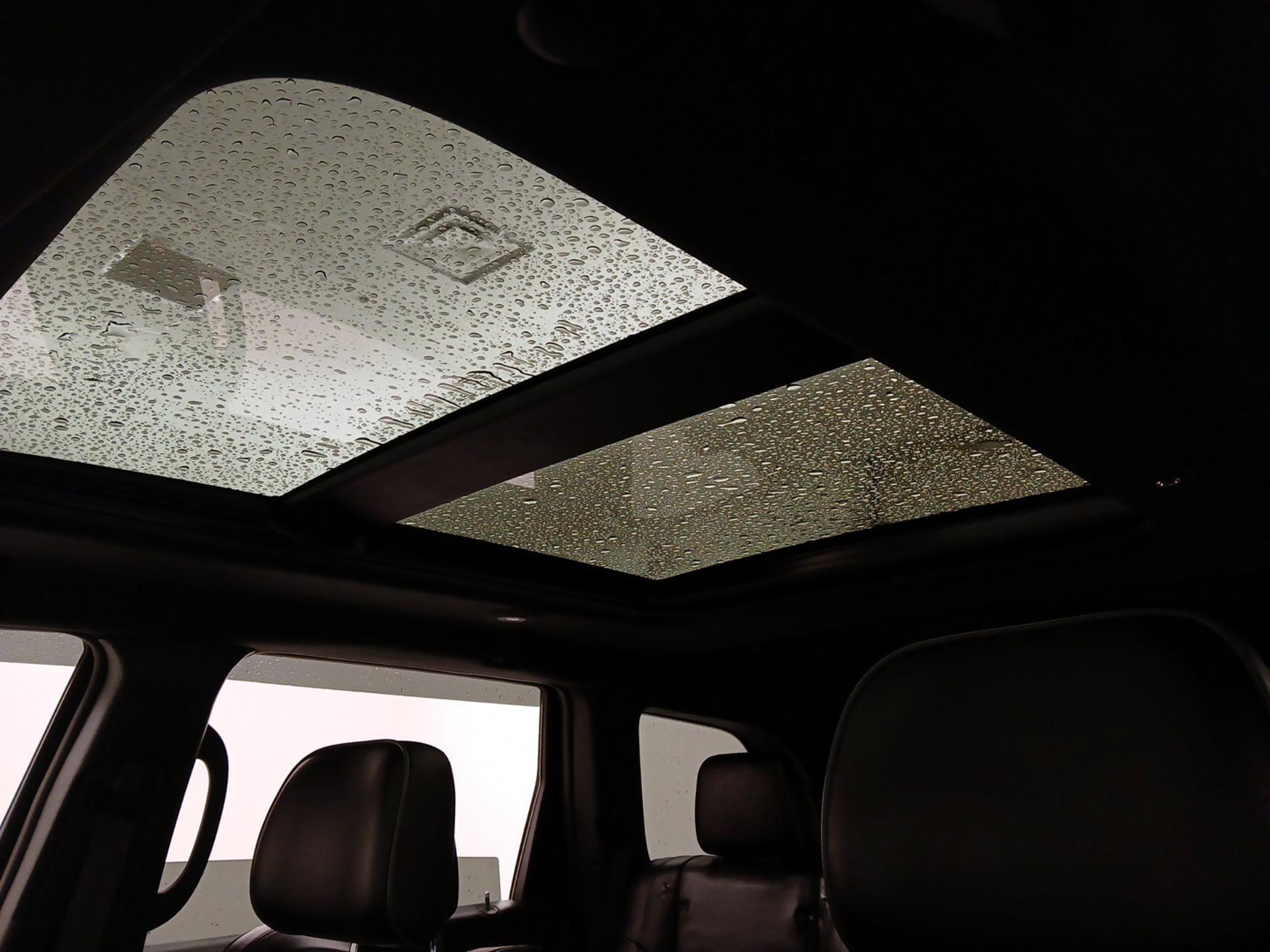 Thumbnail: 2020 Jeep Grand Cherokee - 20