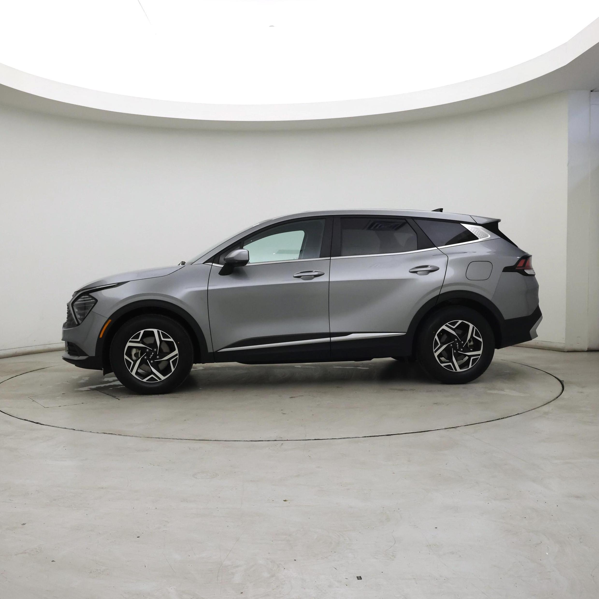 Thumbnail: 2024 Kia Sportage - 3