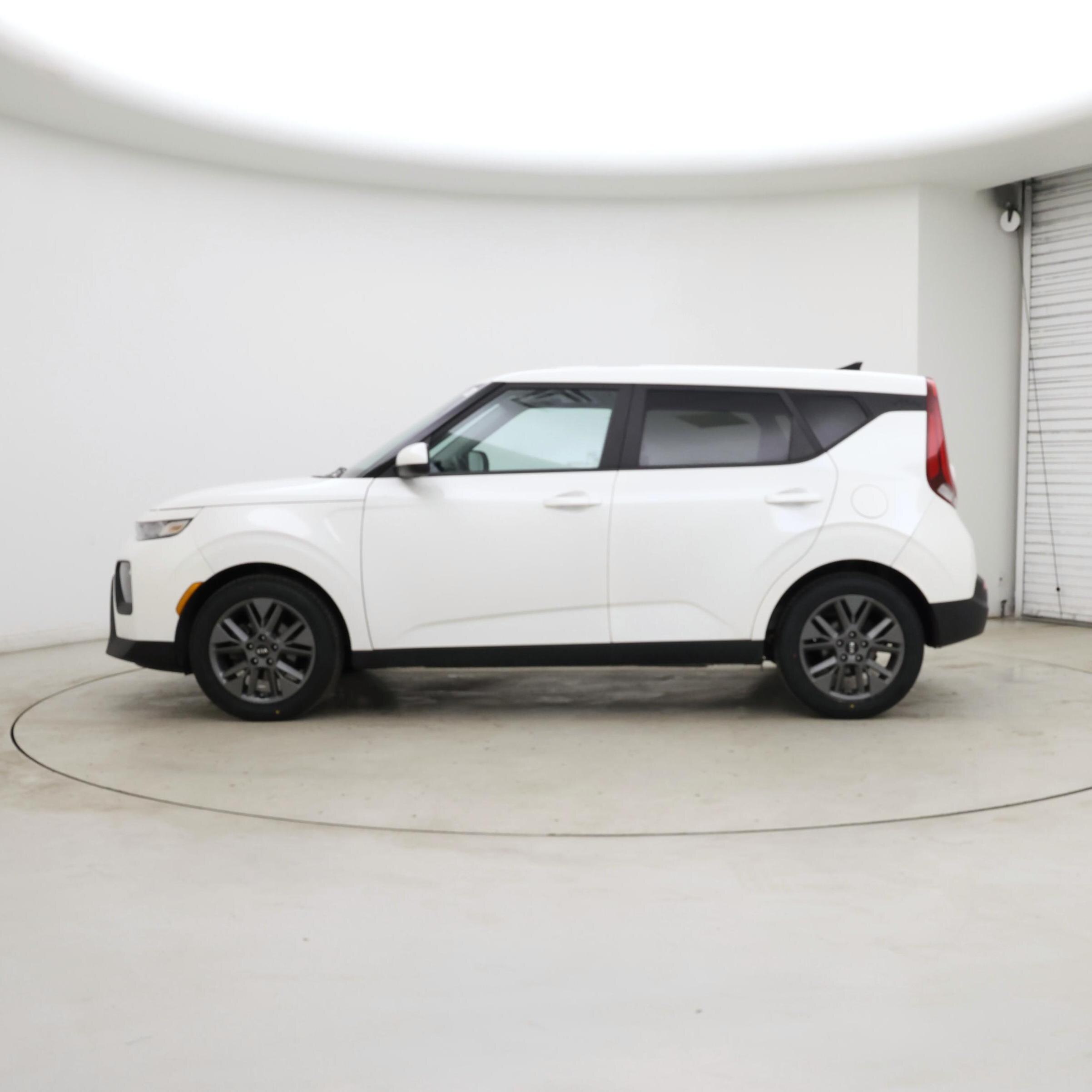 Thumbnail: 2021 Kia Soul - 3
