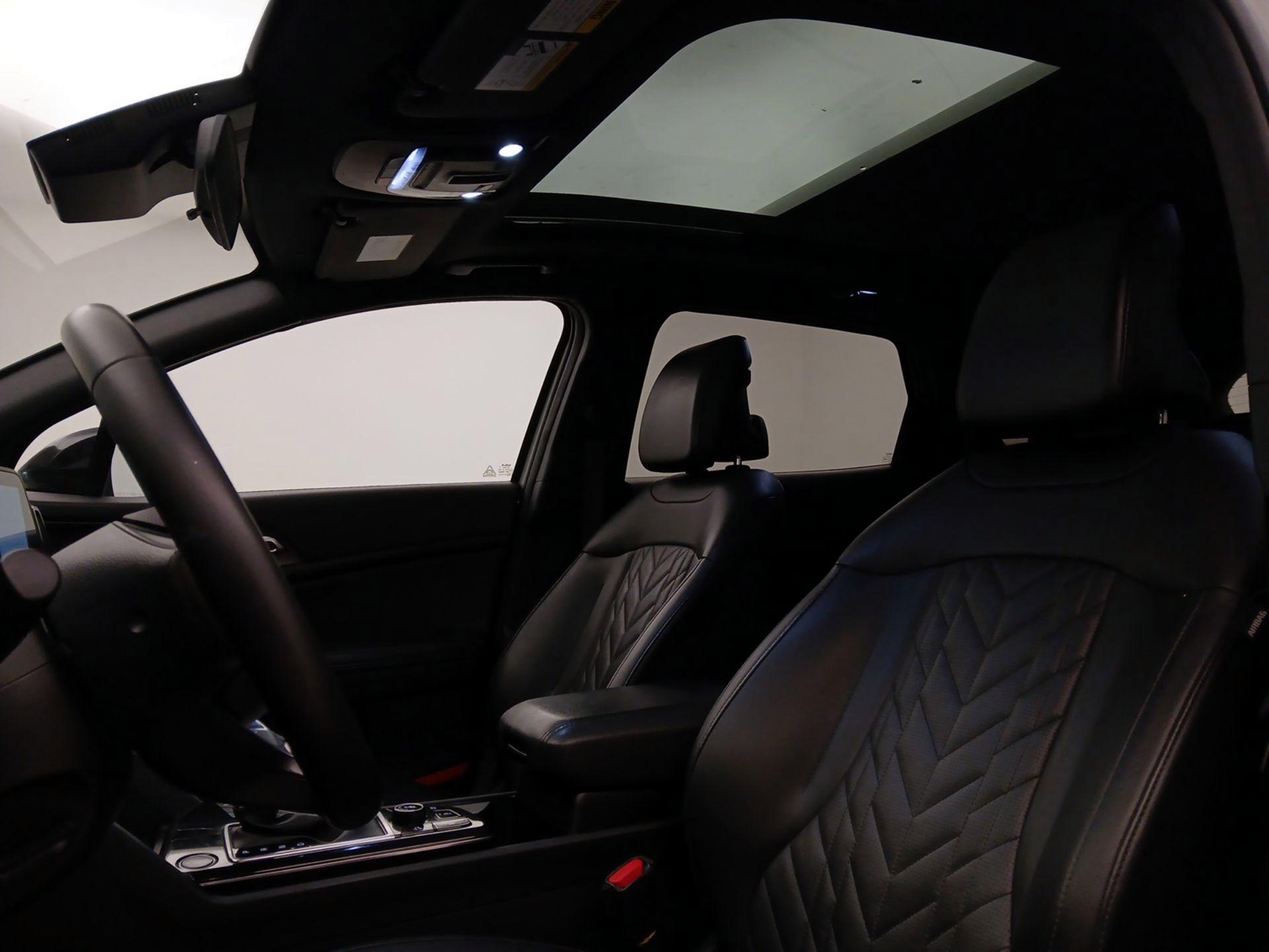 Thumbnail: 2023 Kia Sportage - 20