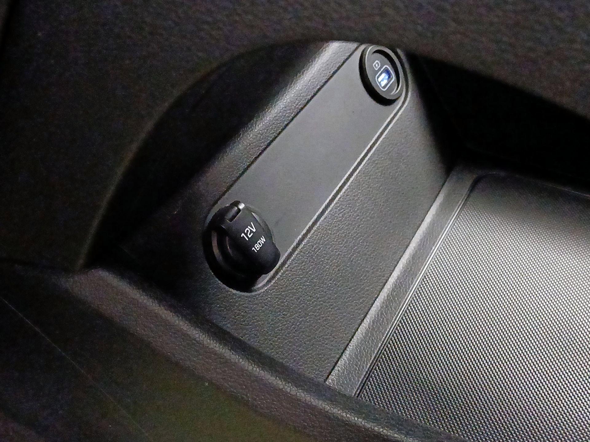 Thumbnail: 2023 Hyundai Santa Fe - 18