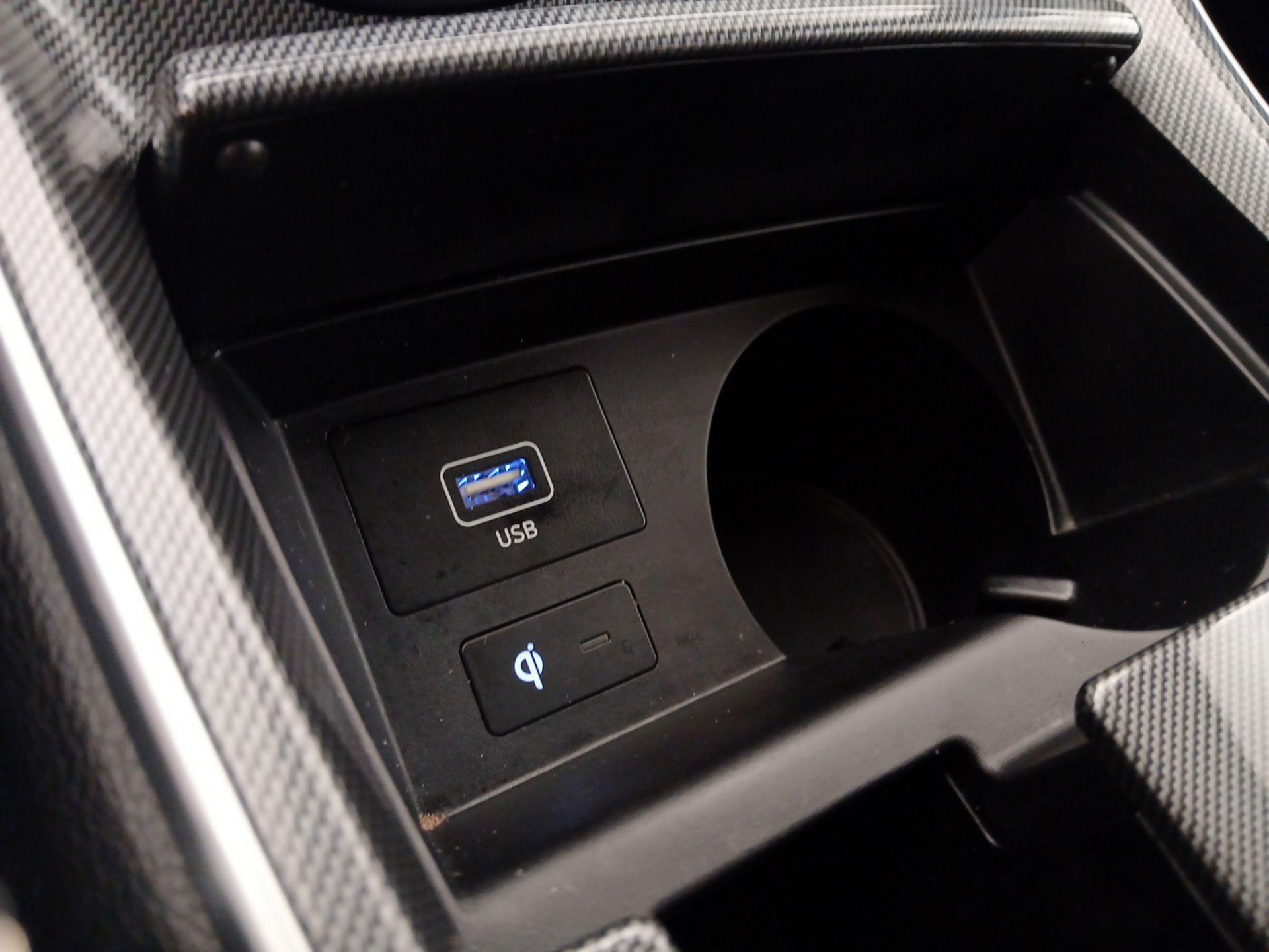 Thumbnail: 2021 Hyundai Santa Fe - 18