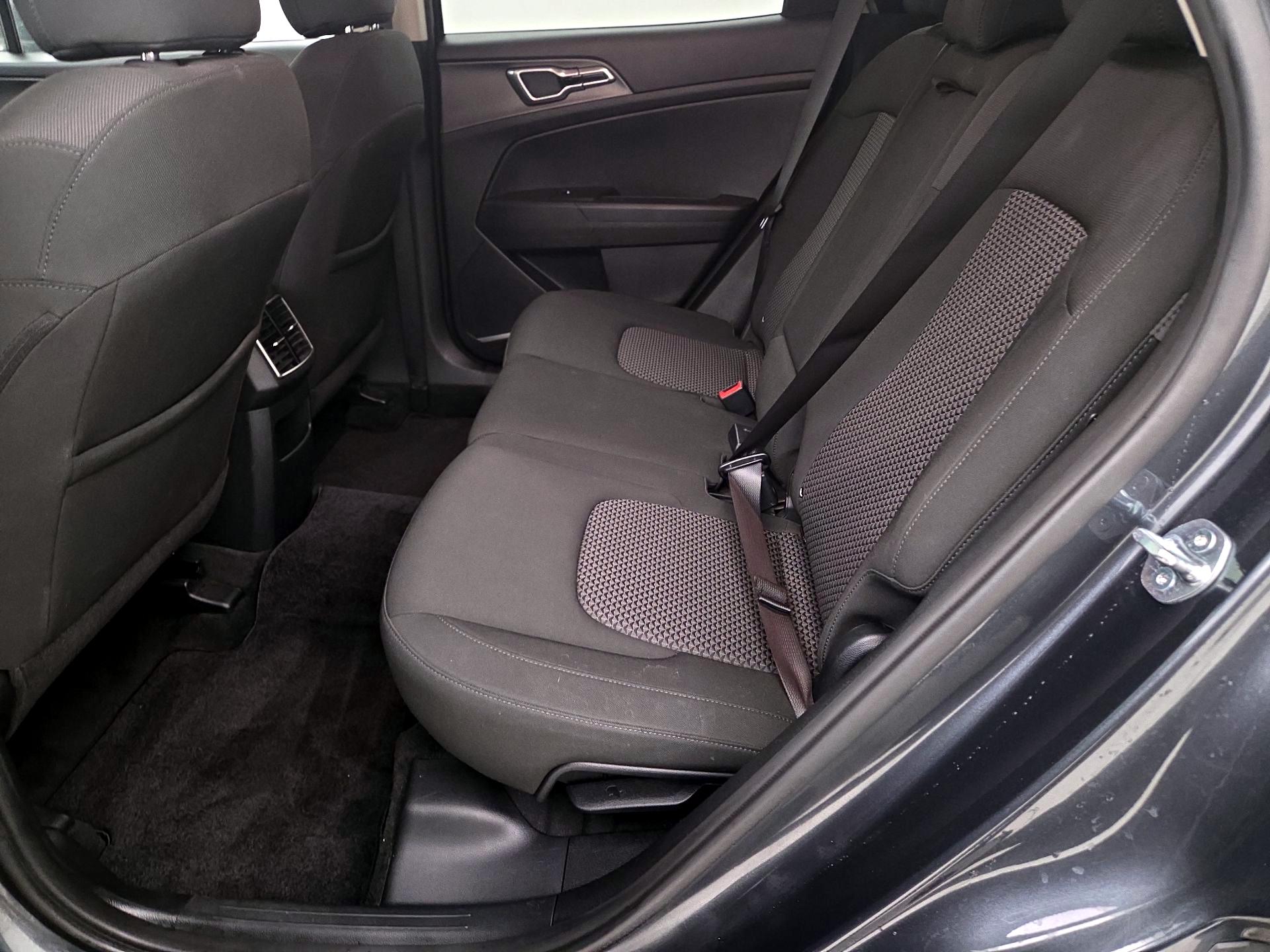 Thumbnail: 2024 Kia Sportage - 19