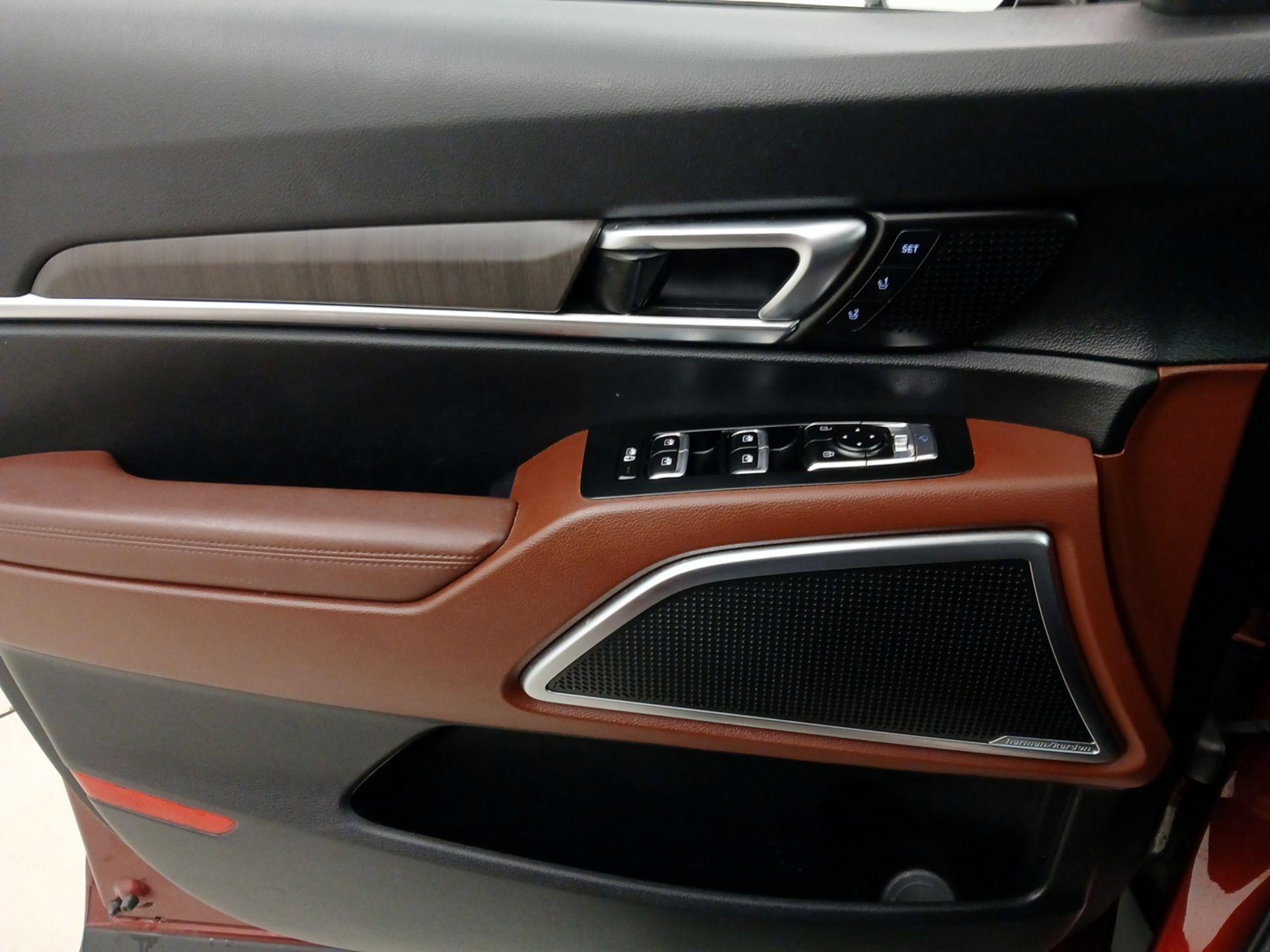 Thumbnail: 2023 Kia Telluride - 12