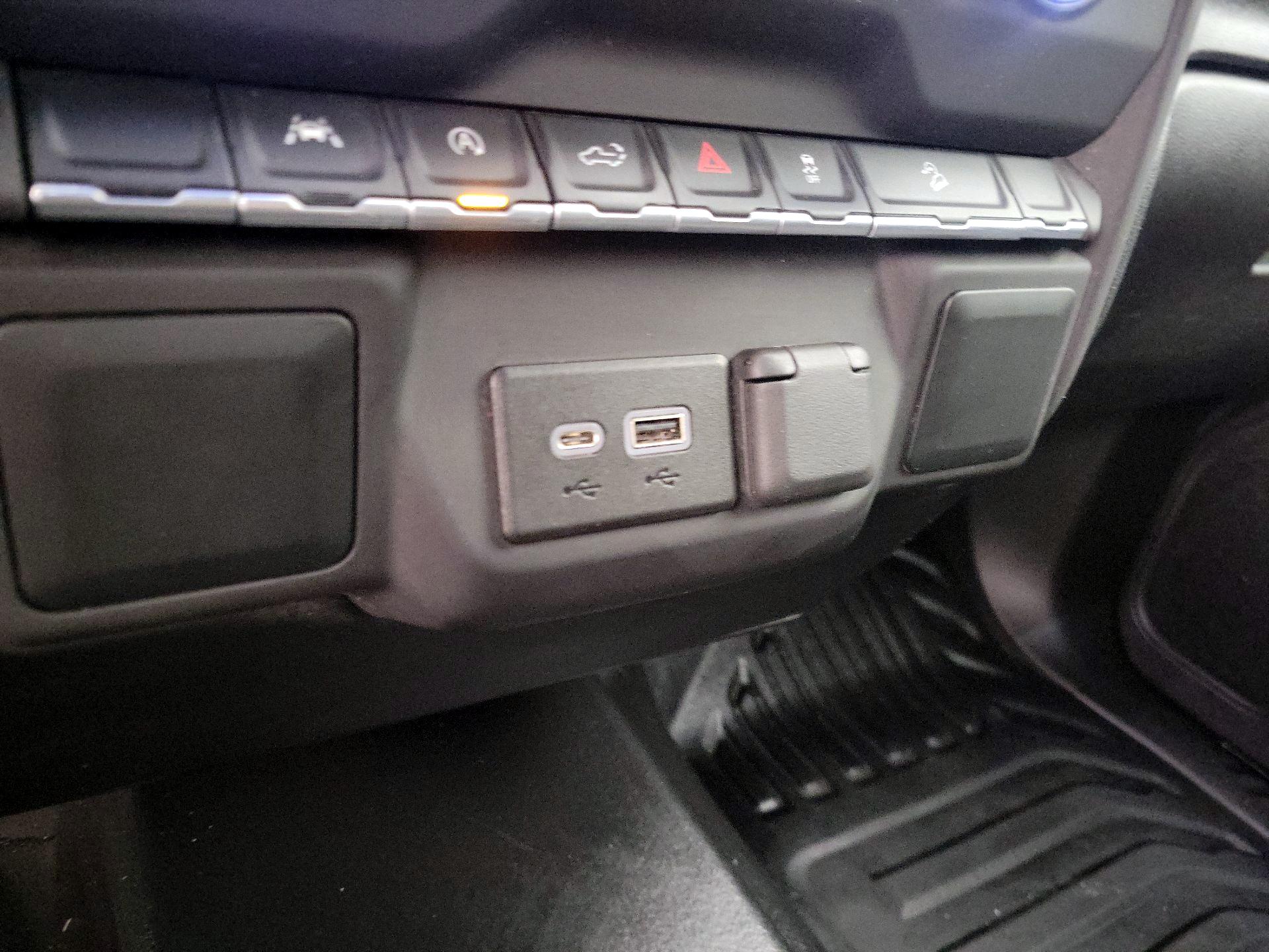 Thumbnail: 2023 GMC Sierra 1500 - 18