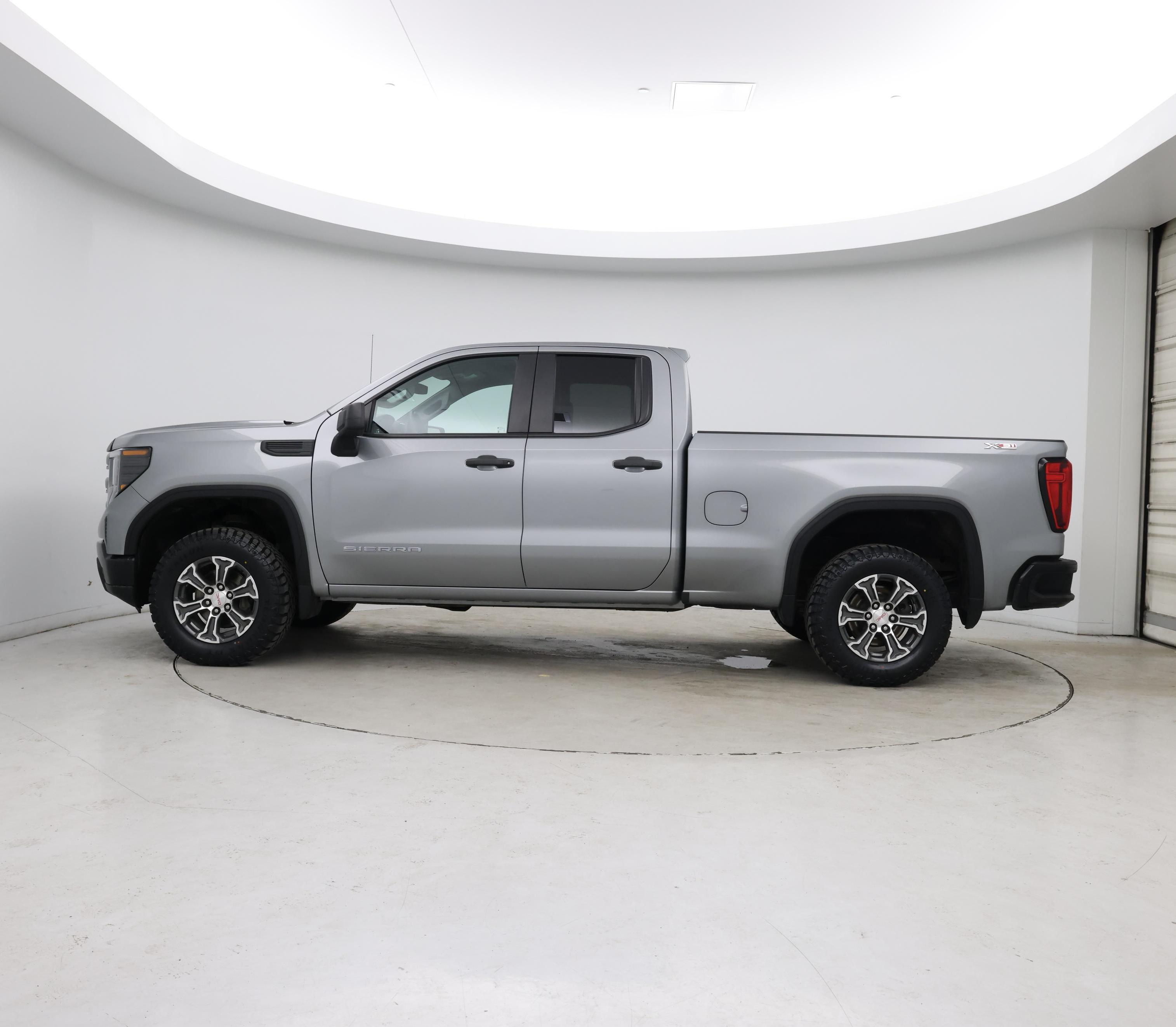 Thumbnail: 2023 GMC Sierra 1500 - 3