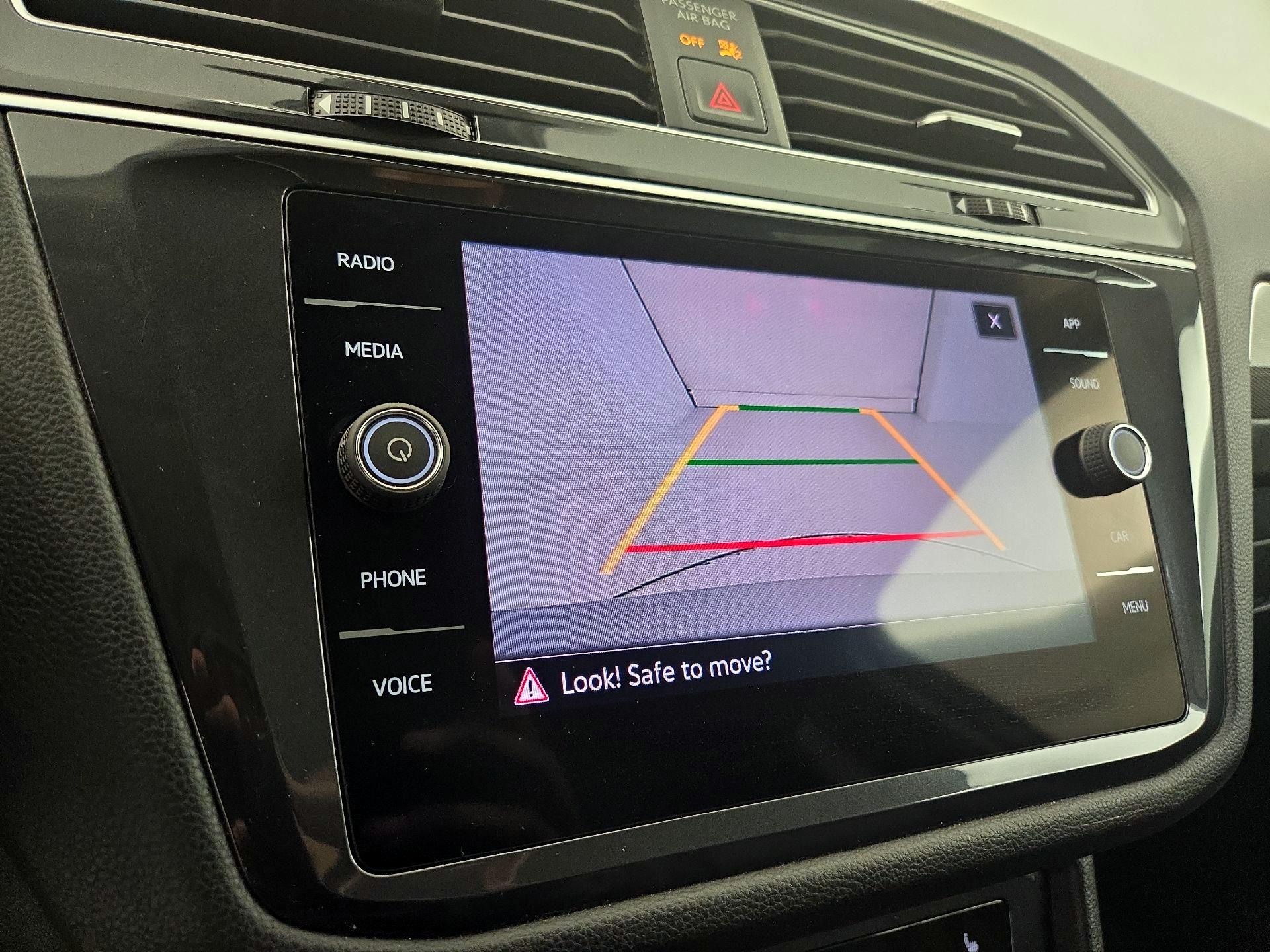 Thumbnail: 2024 Volkswagen Tiguan - 15