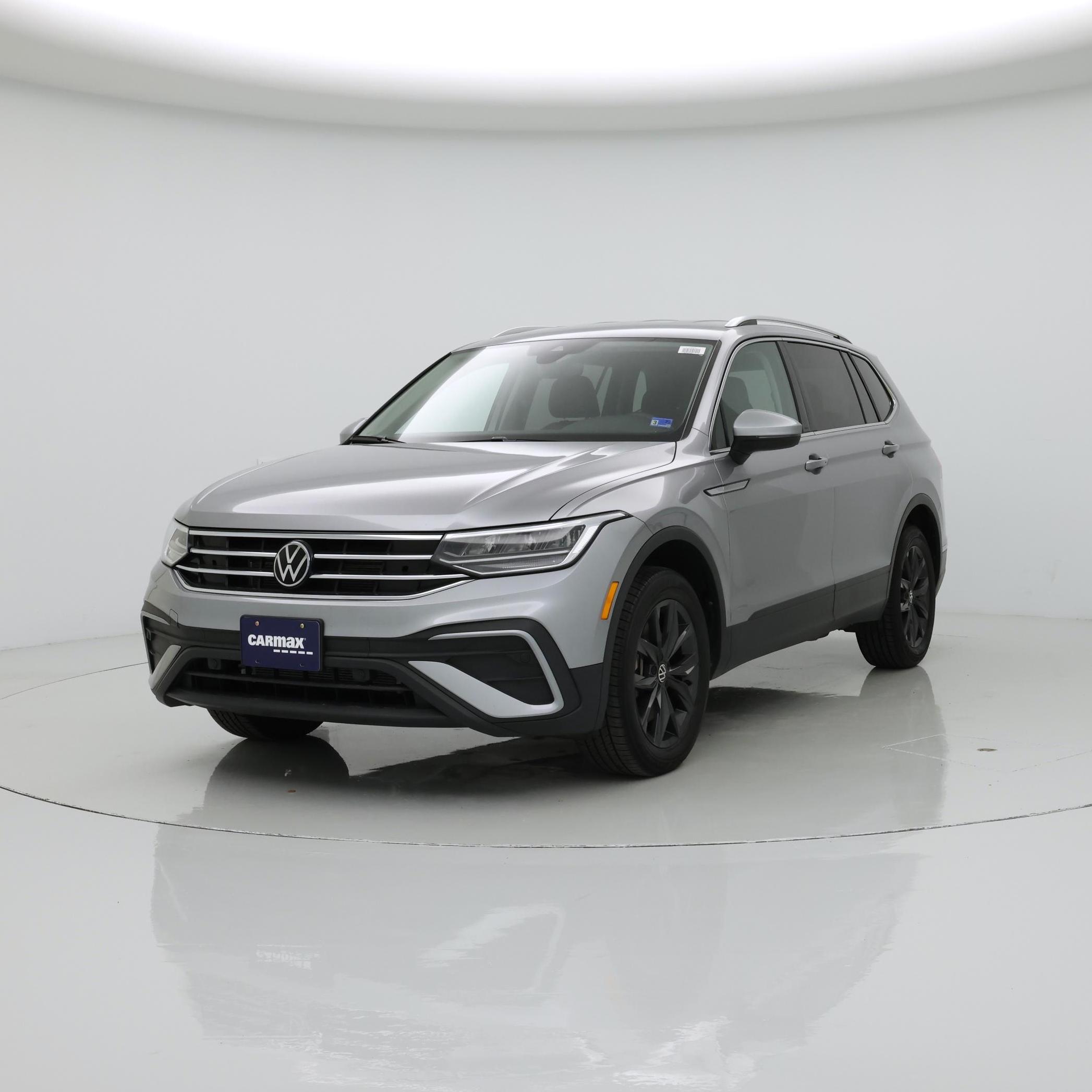 Thumbnail: 2024 Volkswagen Tiguan - 4