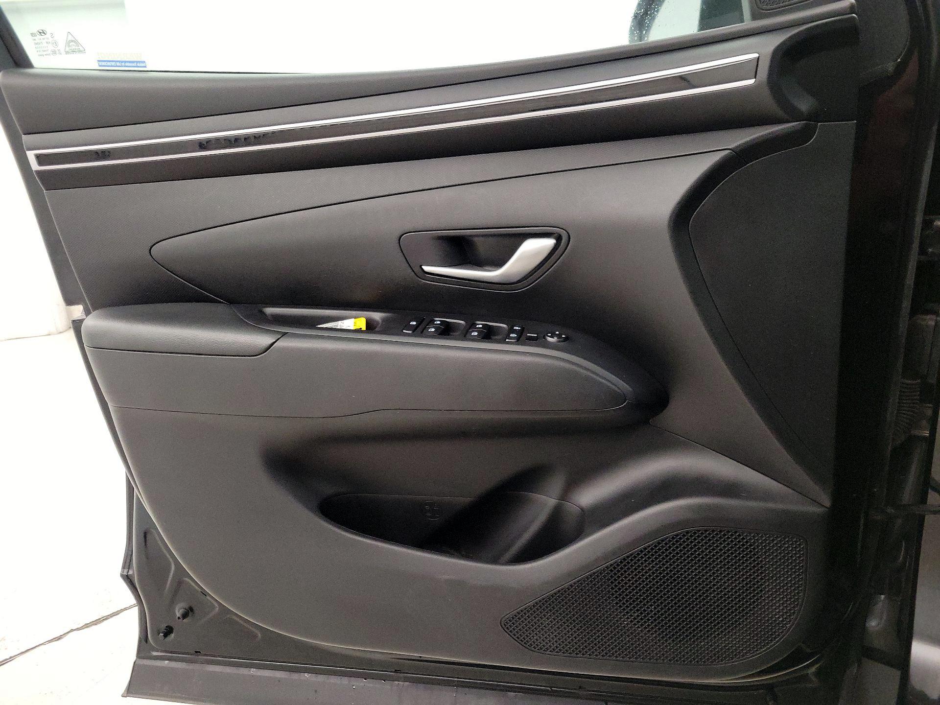 Thumbnail: 2023 Hyundai Tucson - 12