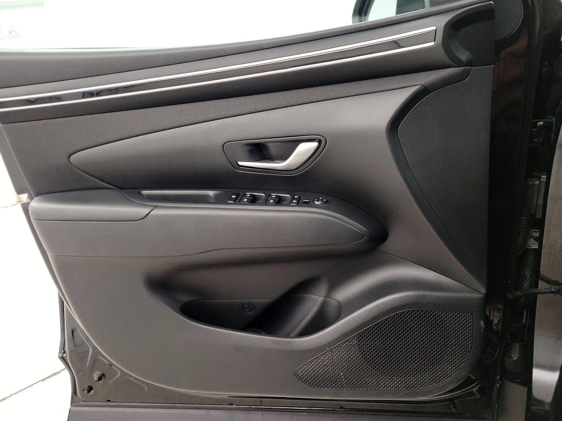 Thumbnail: 2023 Hyundai Tucson - 12