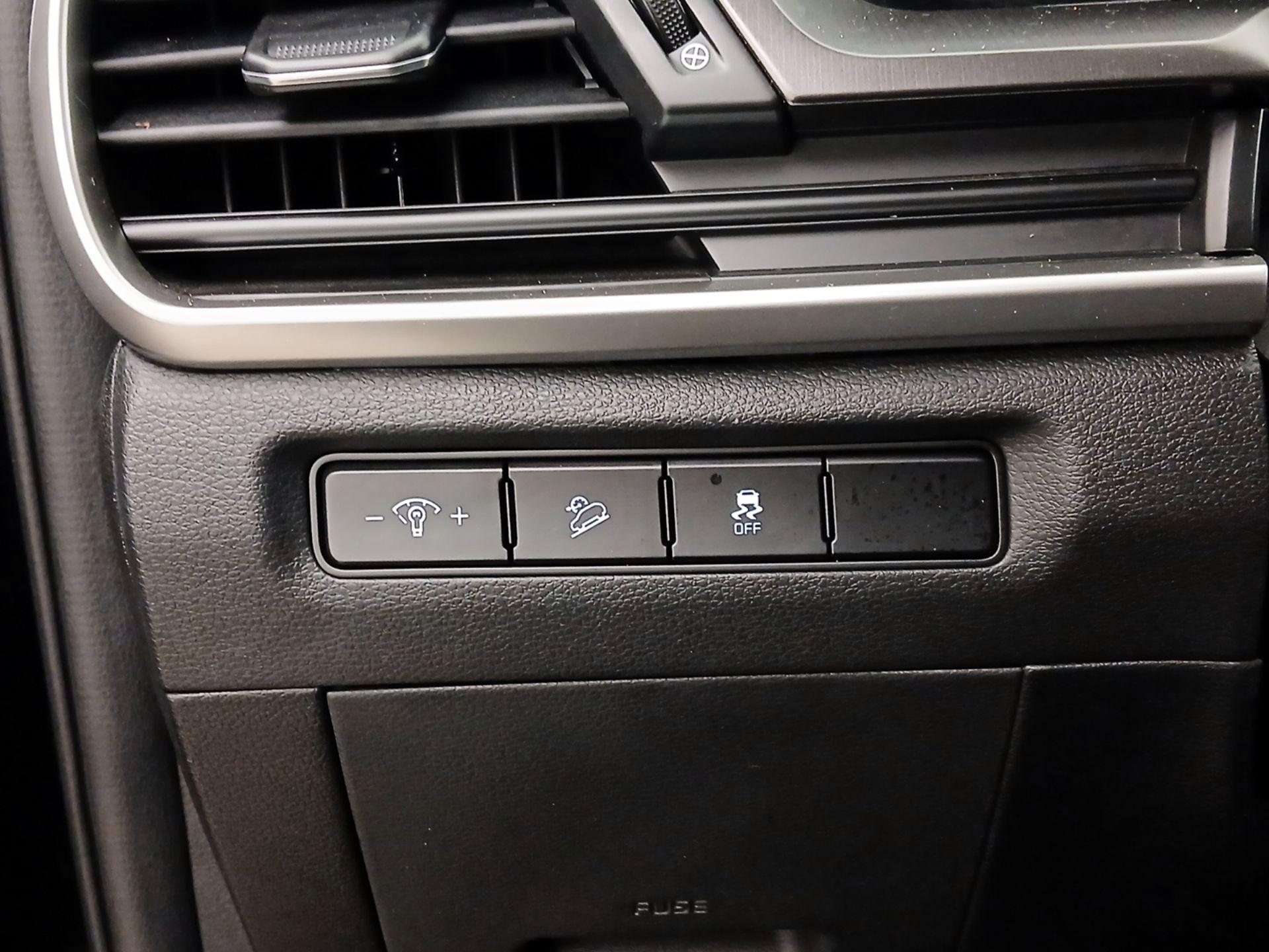 Thumbnail: 2023 Kia Telluride - 13