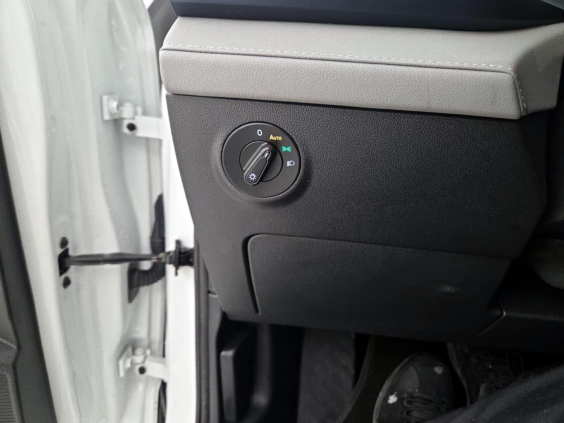 Thumbnail: 2024 Volkswagen Taos - 13