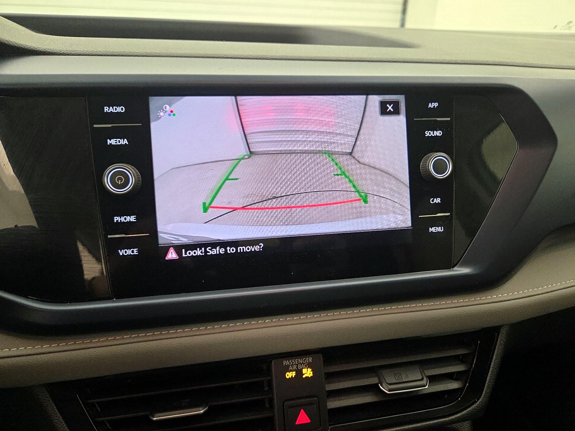 Thumbnail: 2024 Volkswagen Taos - 14