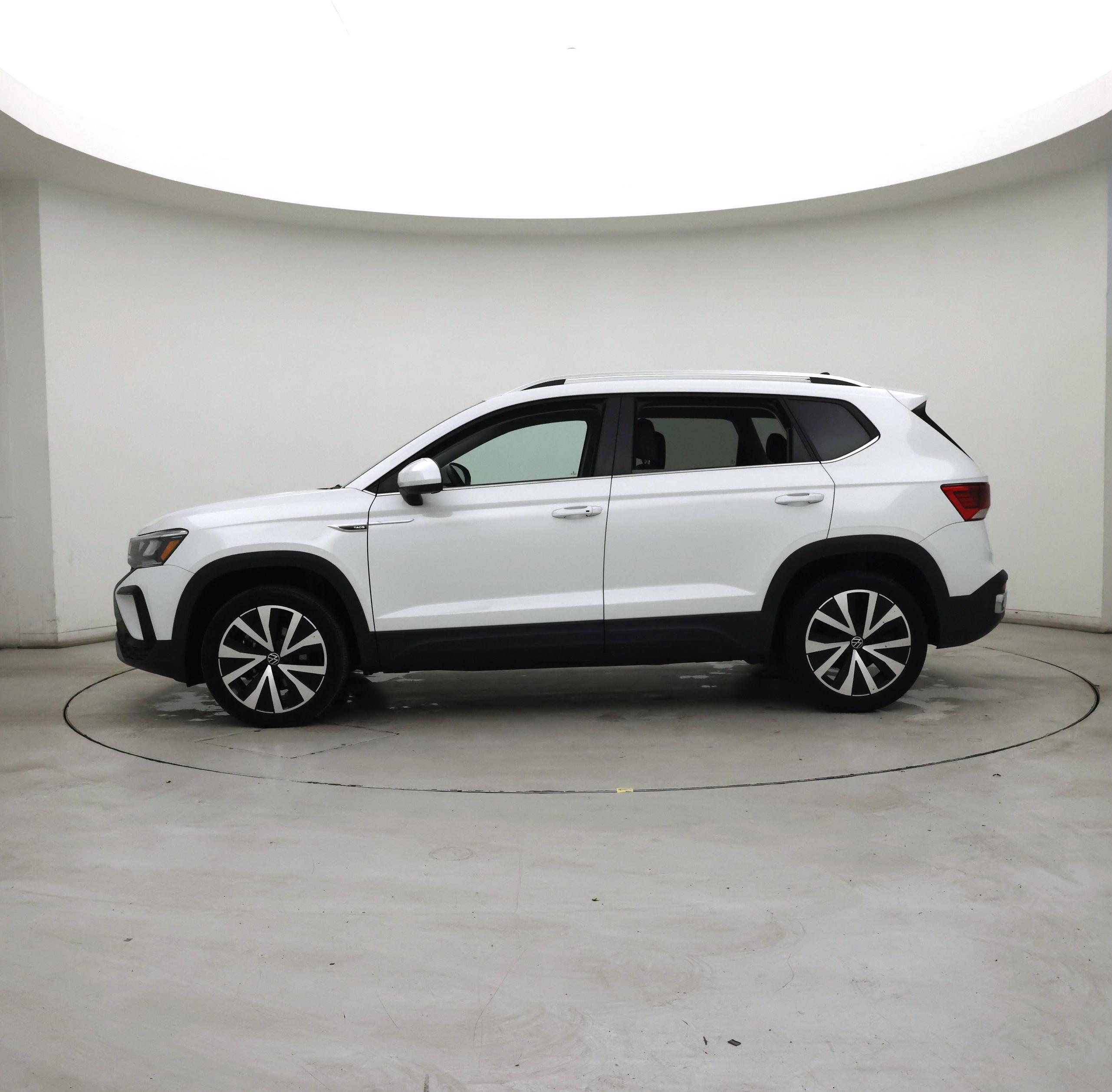 Thumbnail: 2024 Volkswagen Taos - 3