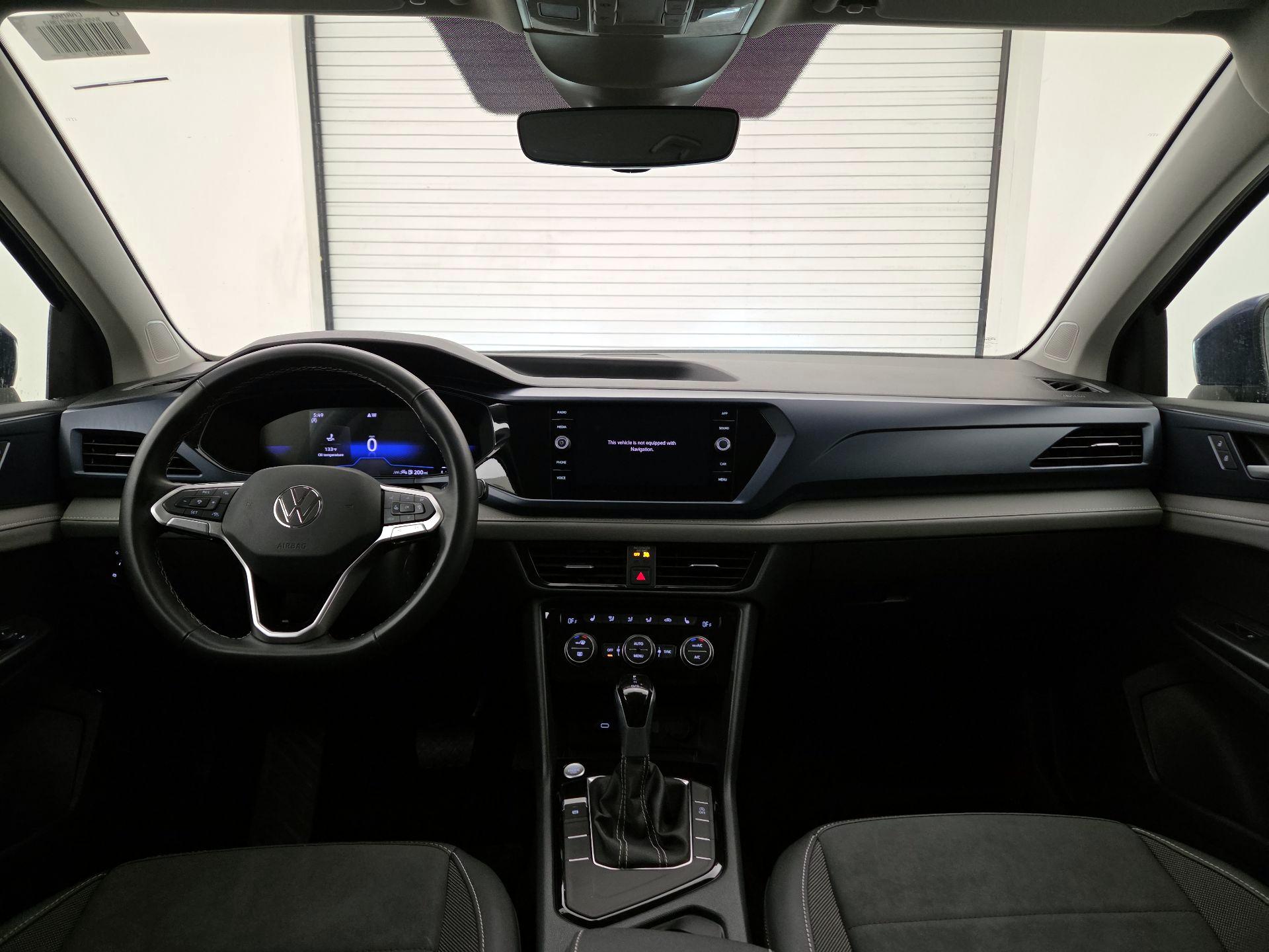 Thumbnail: 2024 Volkswagen Taos - 9