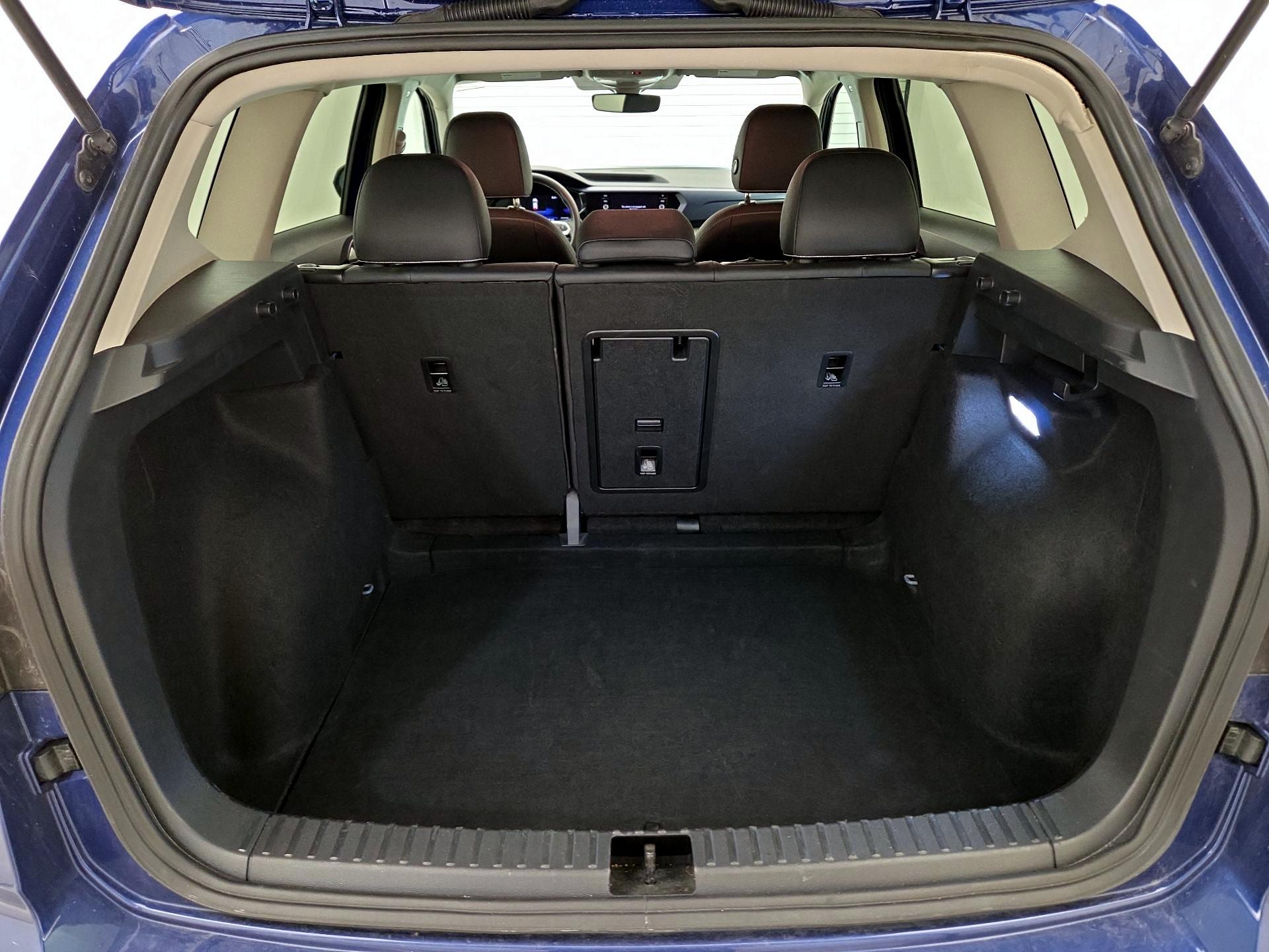 Thumbnail: 2024 Volkswagen Taos - 20