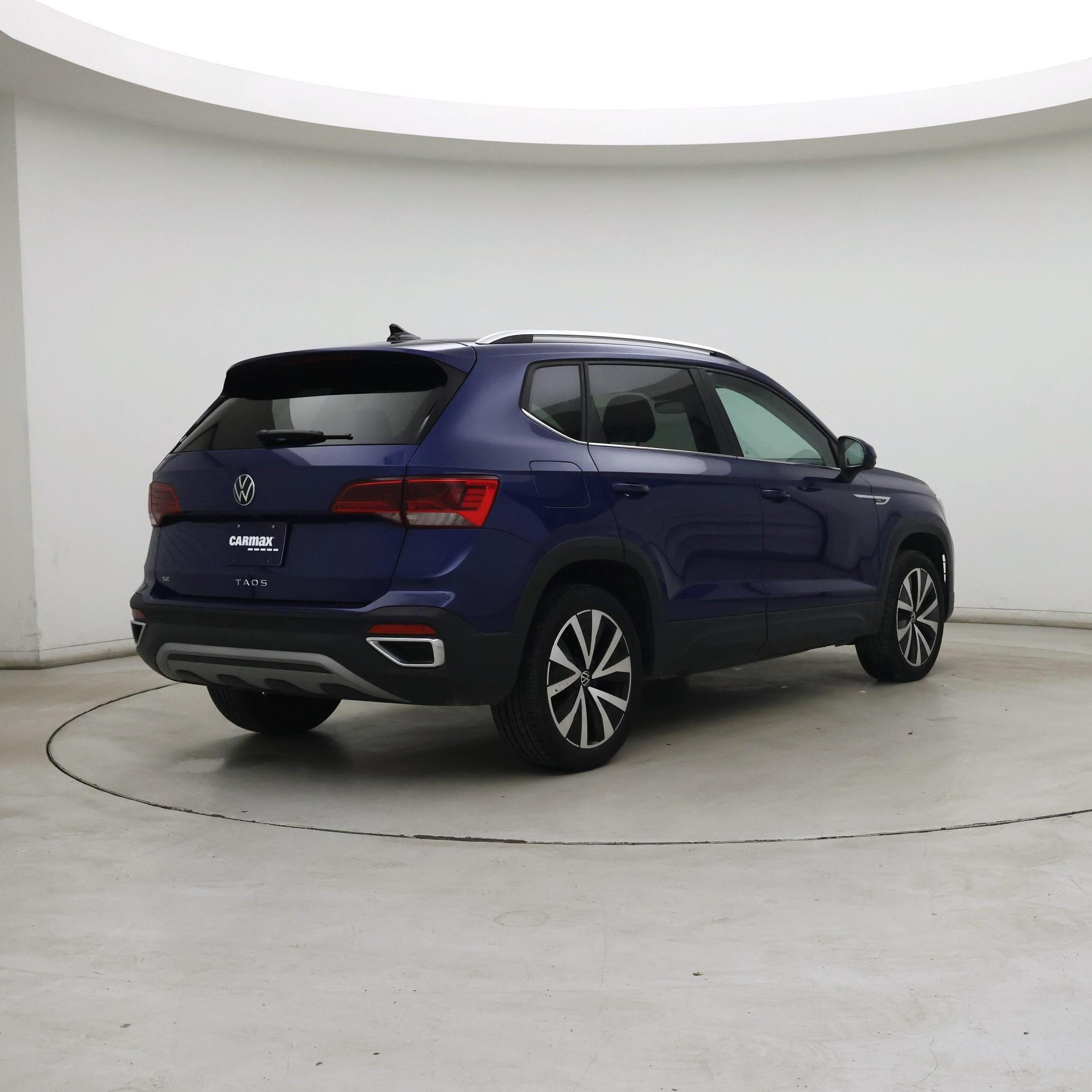 Thumbnail: 2024 Volkswagen Taos - 8