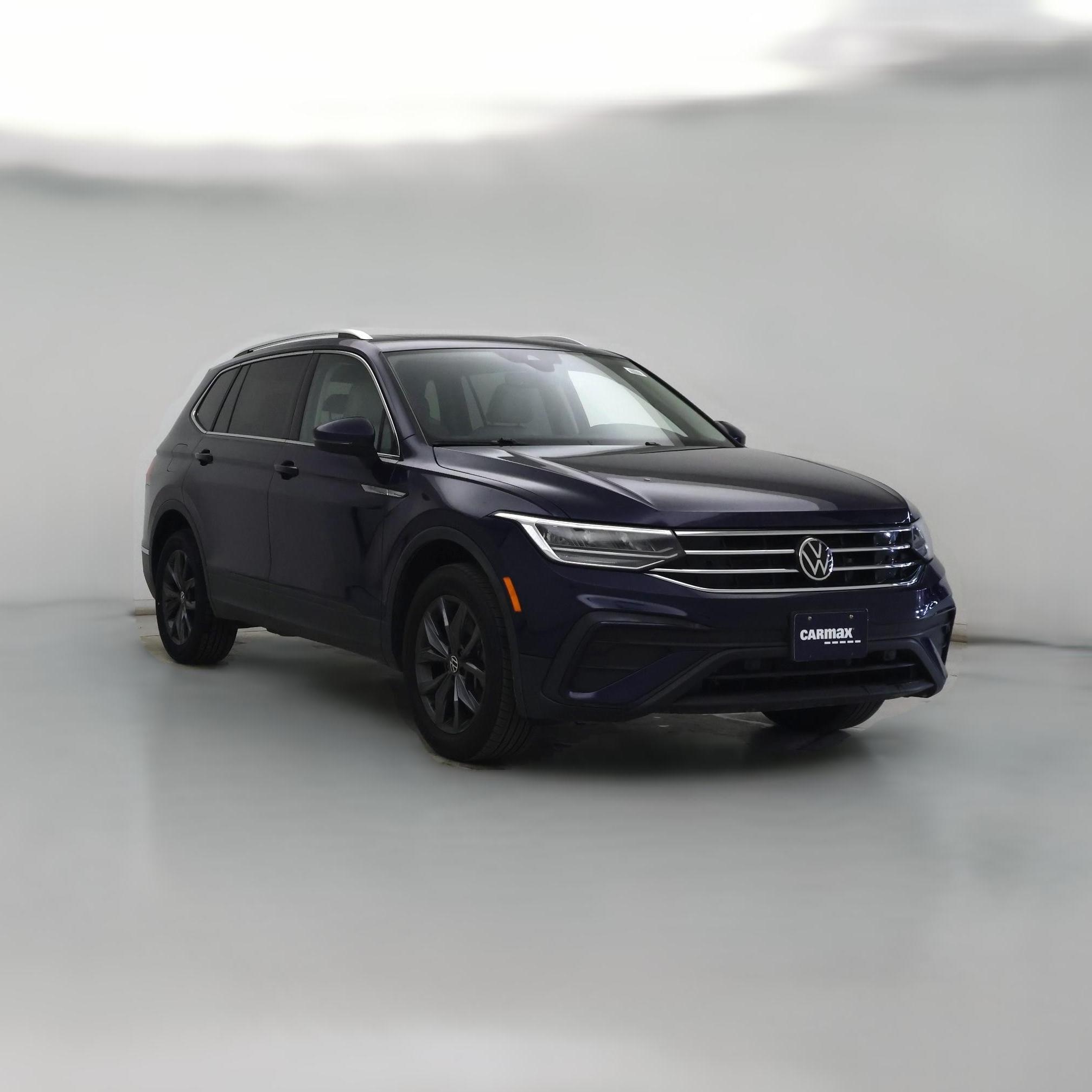Thumbnail: 2022 Volkswagen Tiguan - 1