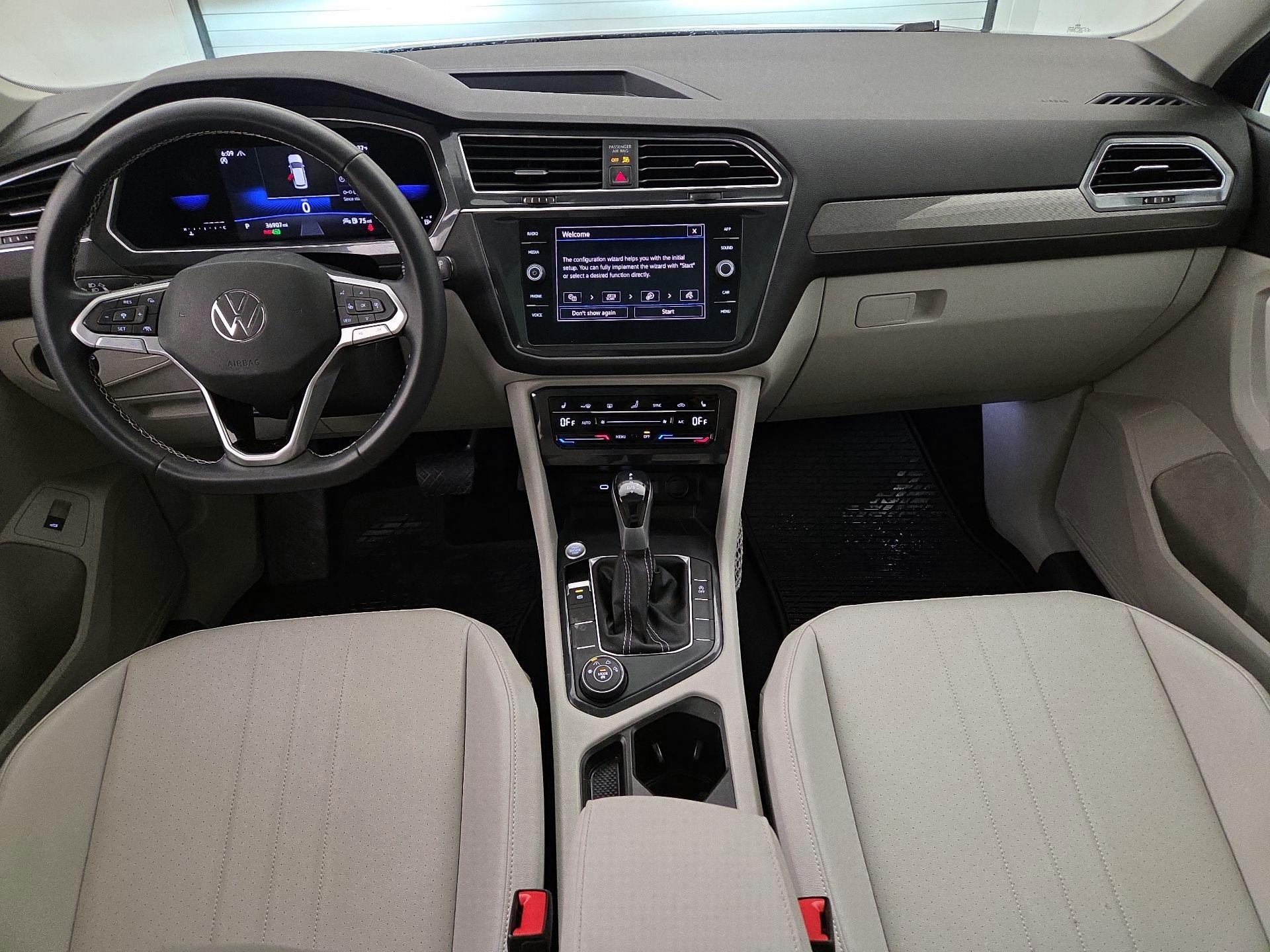 Thumbnail: 2022 Volkswagen Tiguan - 9