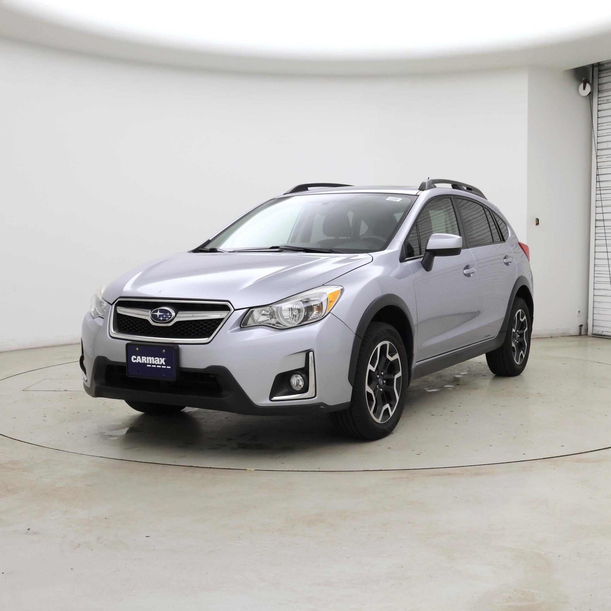 Thumbnail: 2017 Subaru Crosstrek - 4