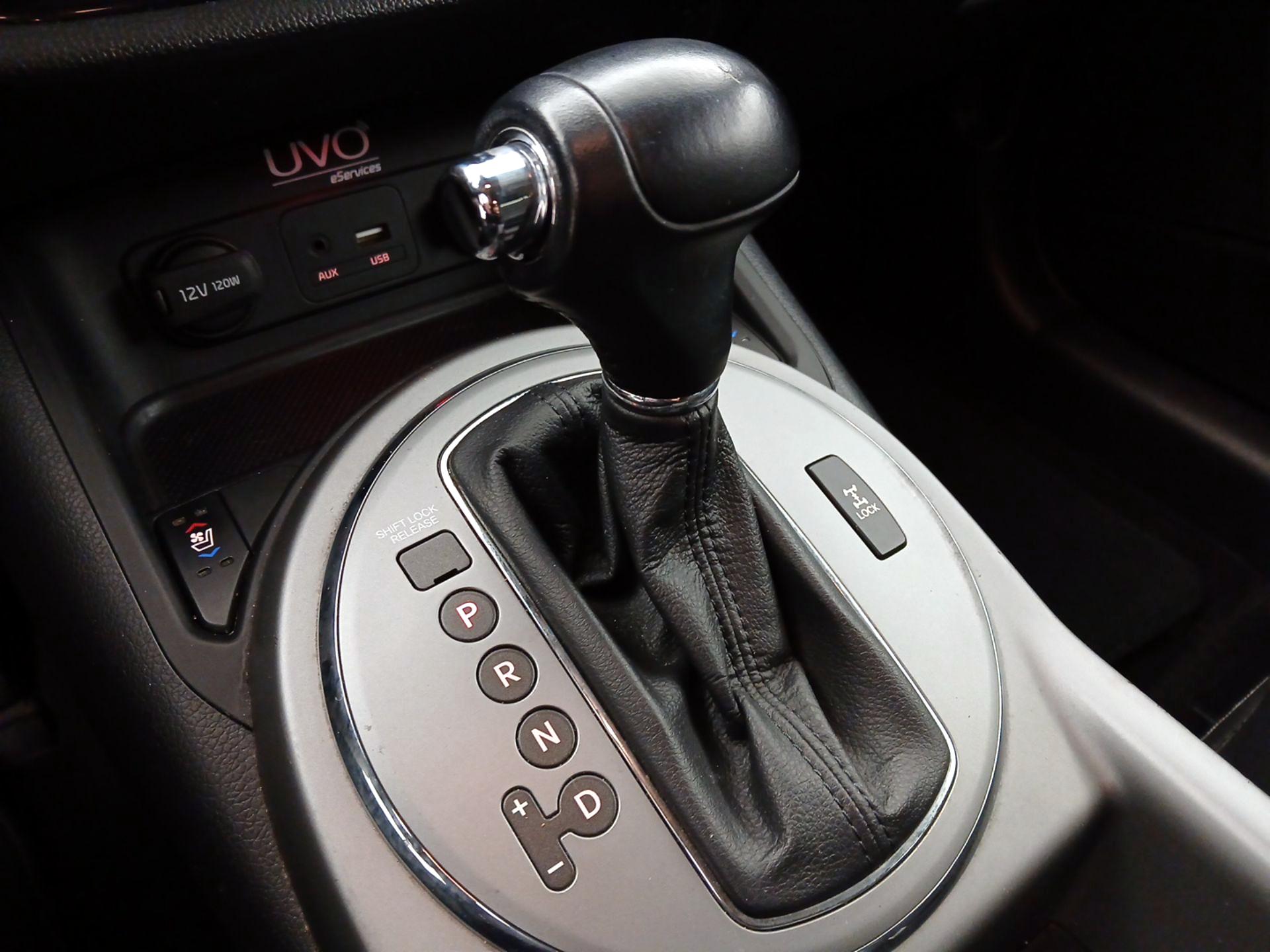 Thumbnail: 2015 Kia Sportage - 18