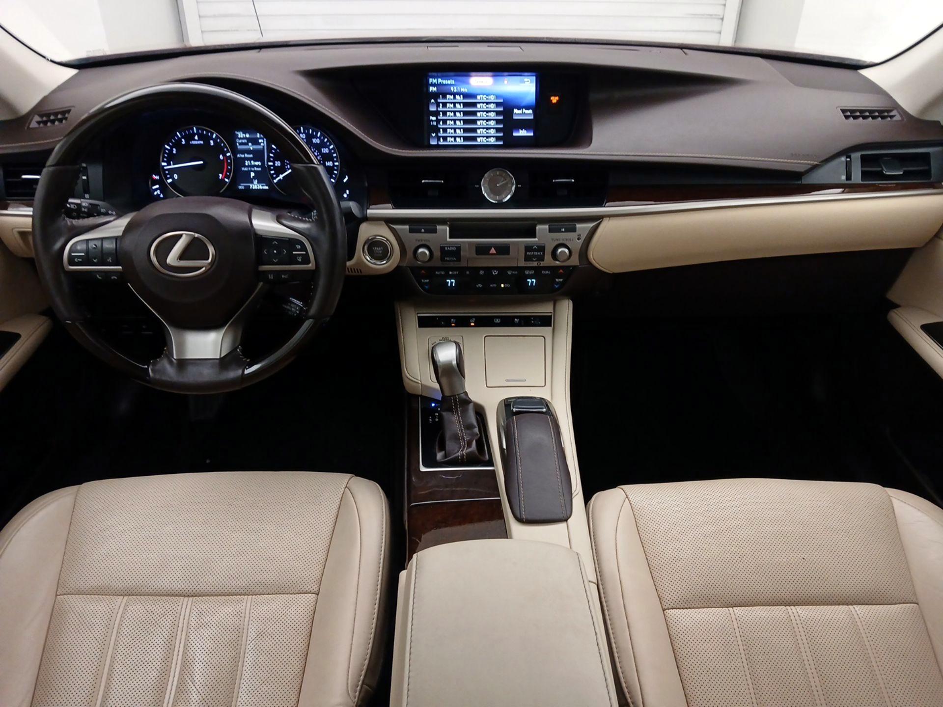 Thumbnail: 2017 Lexus ES - 9