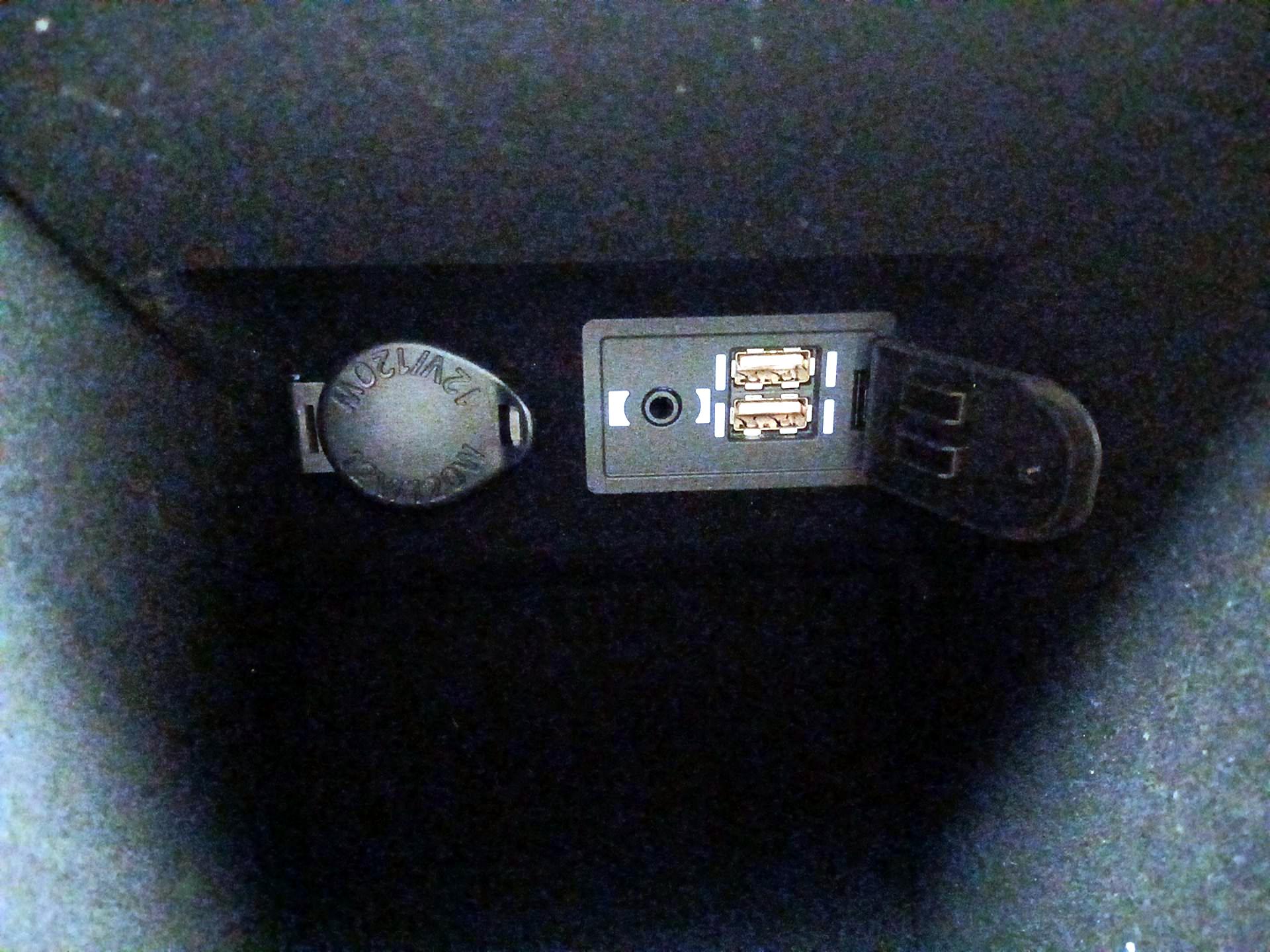 Thumbnail: 2017 Lexus ES - 18