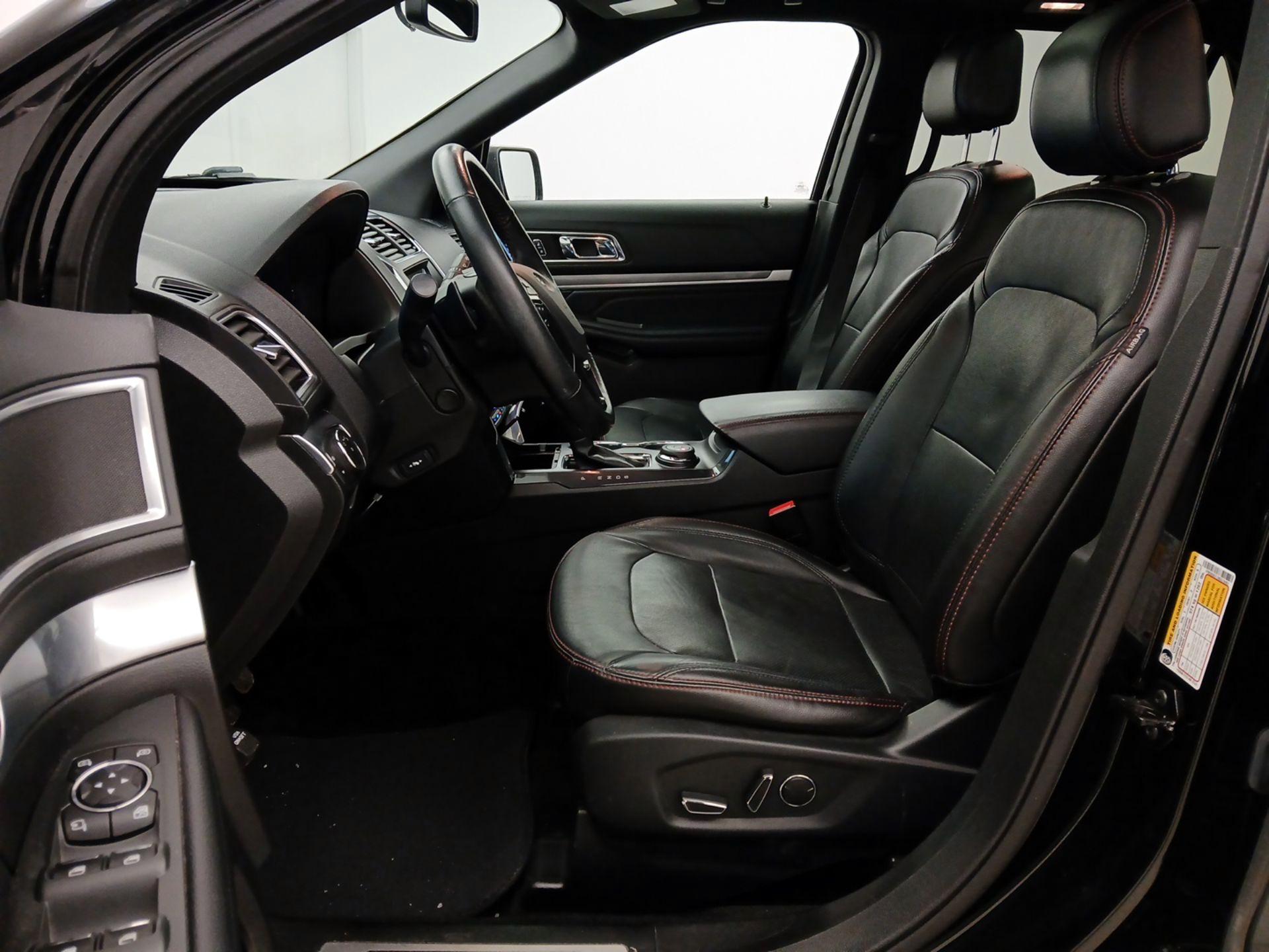 Thumbnail: 2017 Ford Explorer - 11