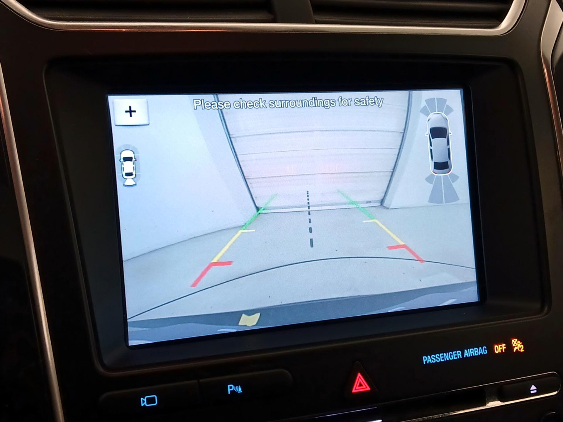 Thumbnail: 2017 Ford Explorer - 15