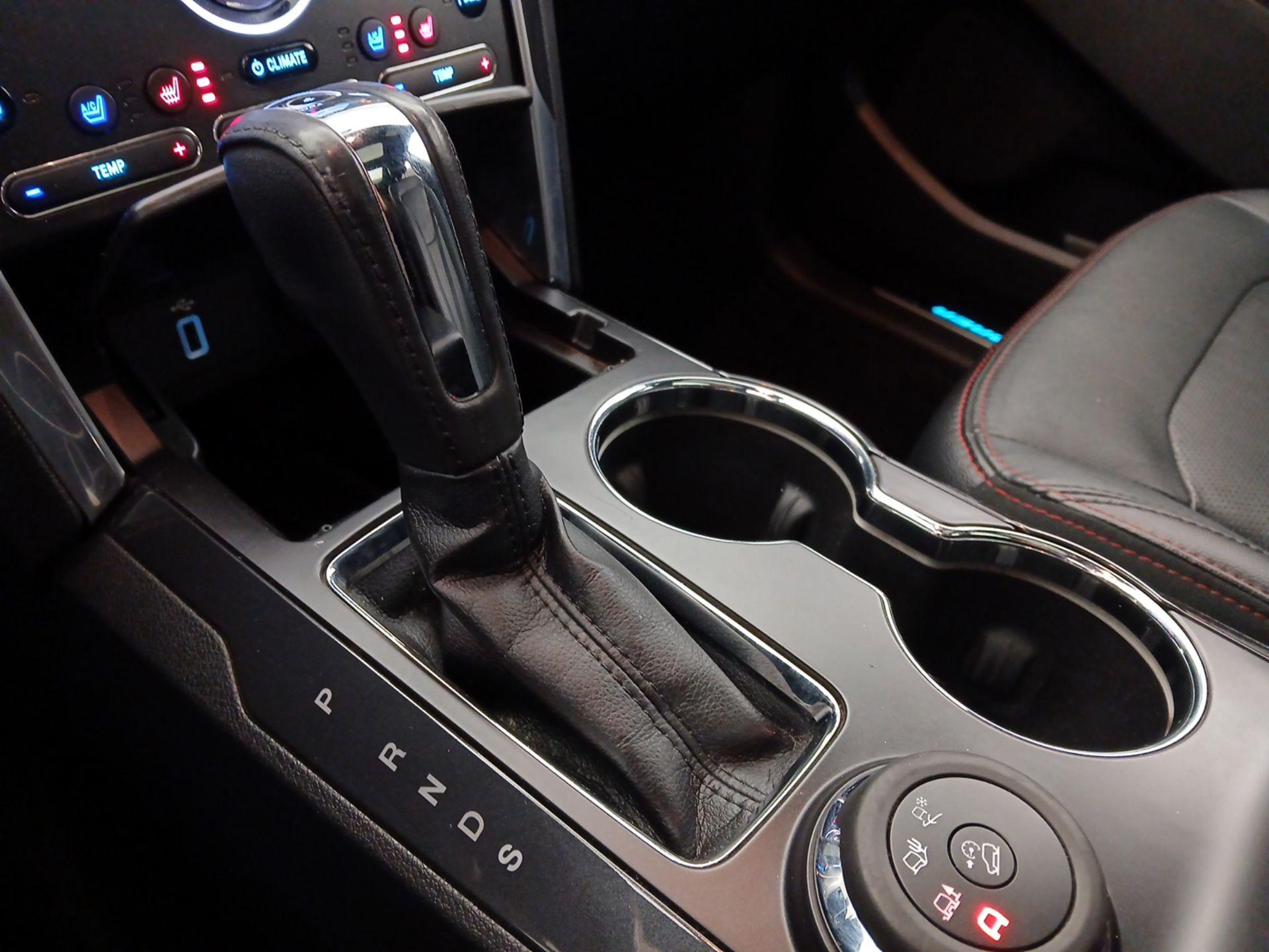 Thumbnail: 2017 Ford Explorer - 18