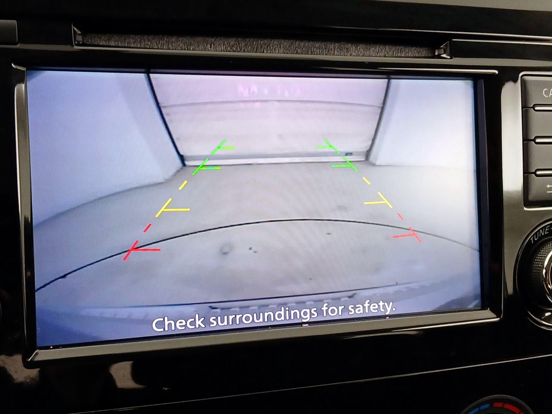 Thumbnail: 2018 Nissan Rogue - 14