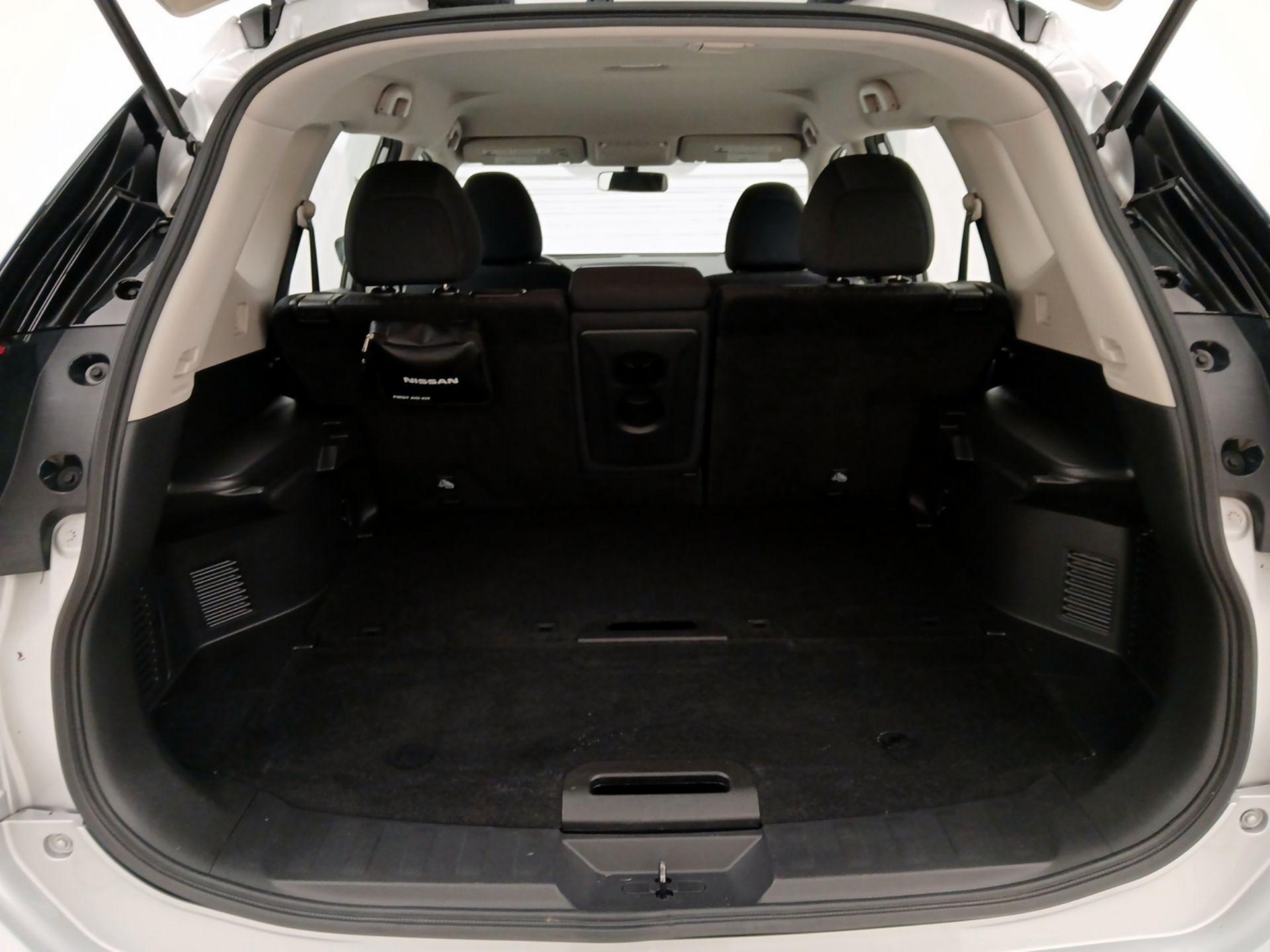 Thumbnail: 2018 Nissan Rogue - 20