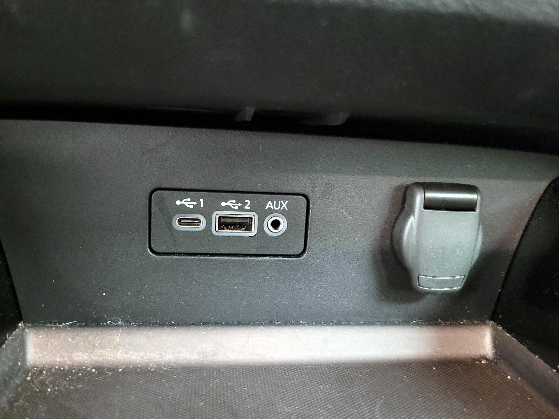 Thumbnail: 2023 Nissan Altima - 18