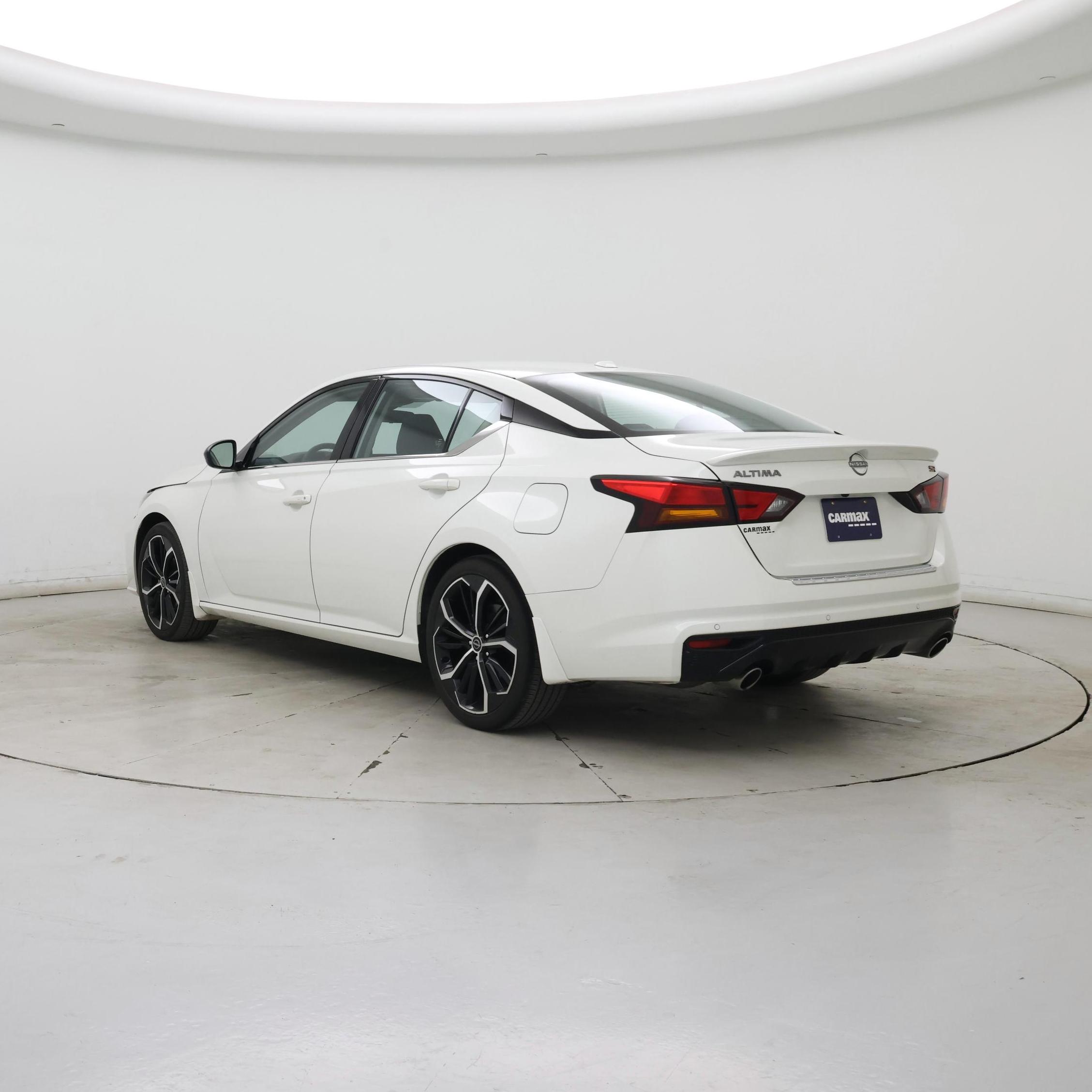 Thumbnail: 2023 Nissan Altima - 2