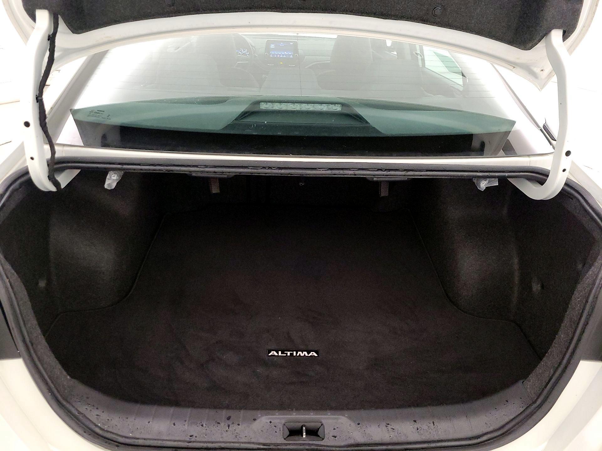 Thumbnail: 2023 Nissan Altima - 20