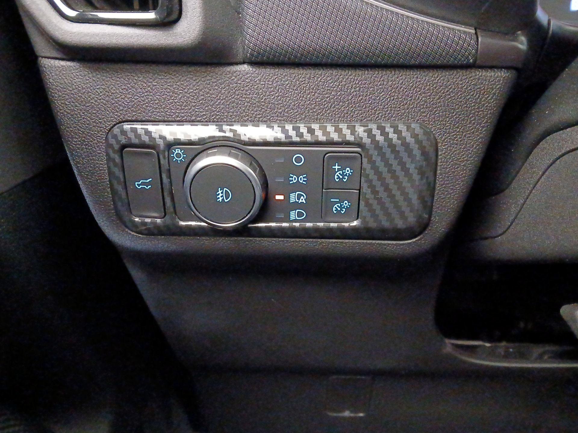 Thumbnail: 2021 Ford Bronco Sport - 13